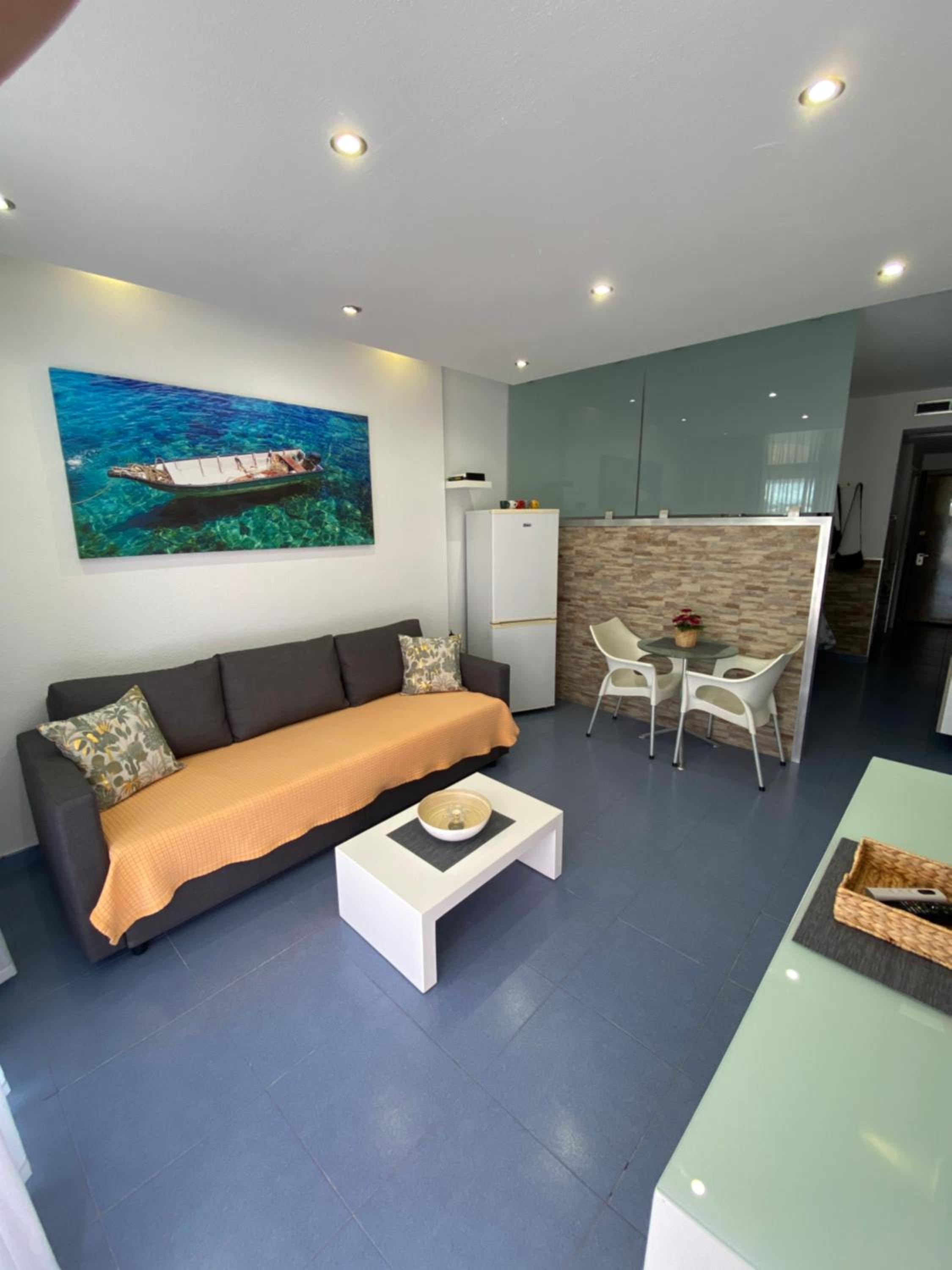 Apartamento Estudio con Cama Queen
