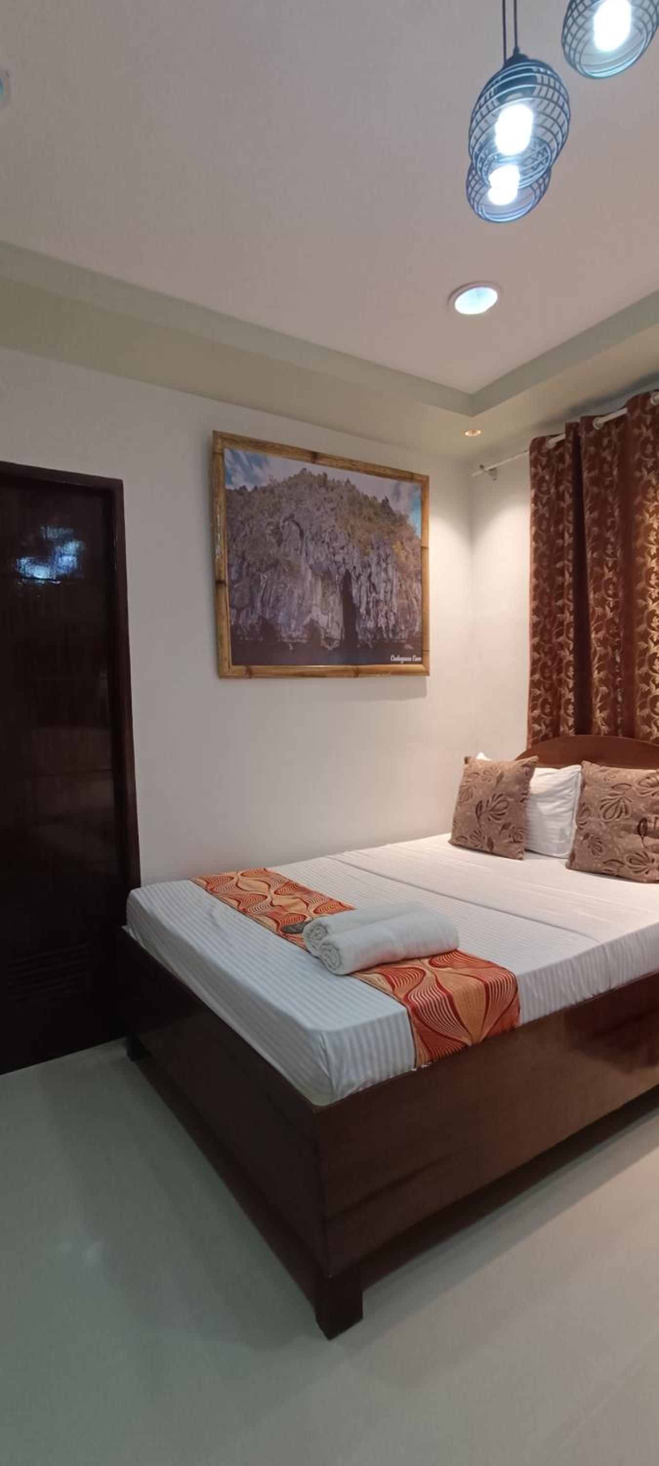 Standard Double or Twin Room photo 3