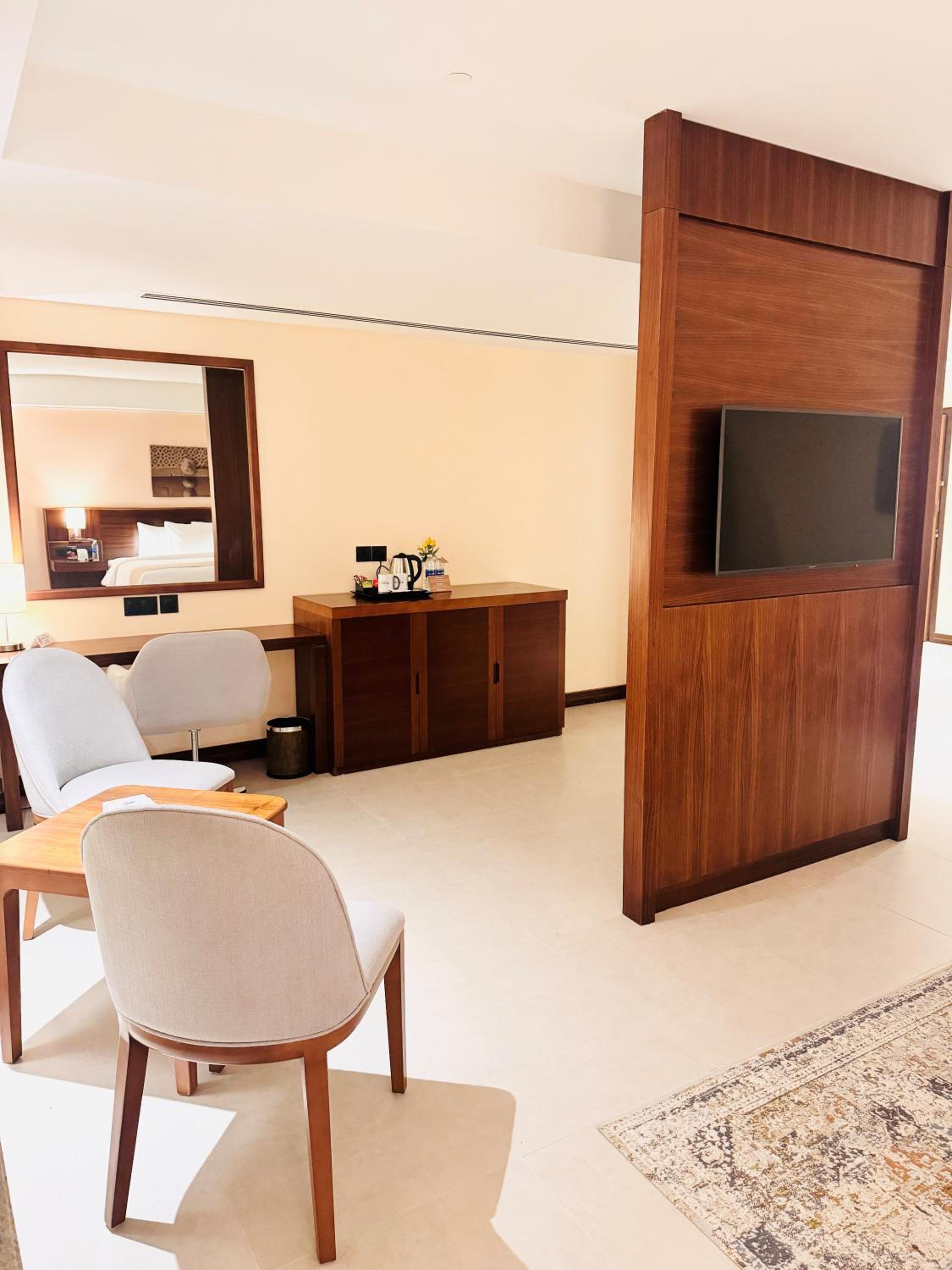 Deluxe King Room