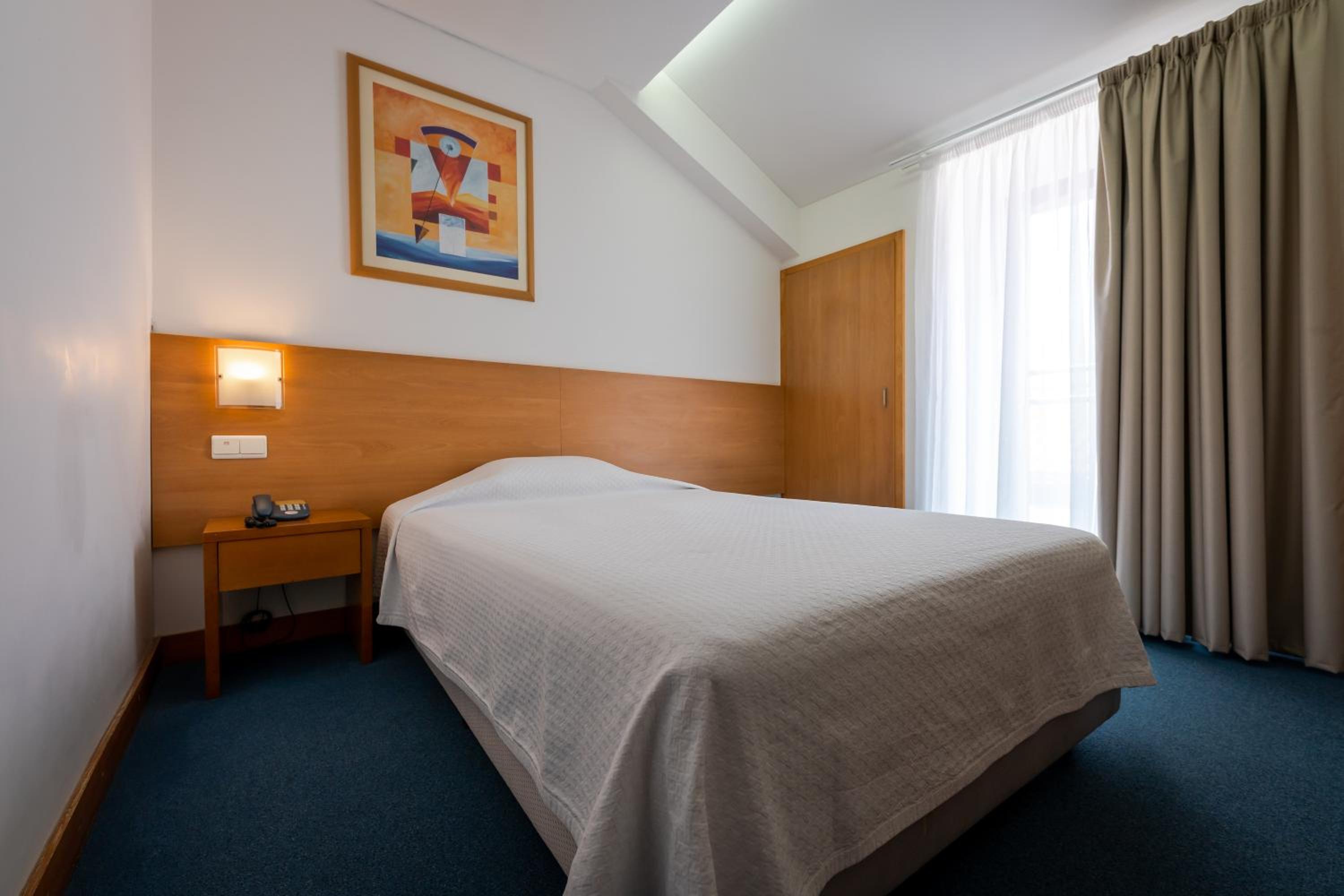 Economy Single Room