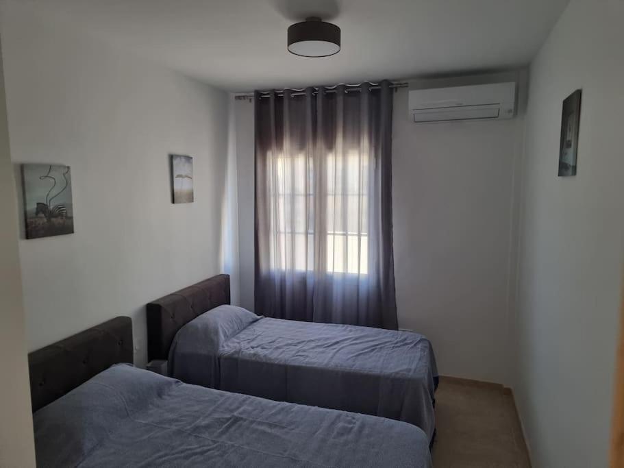 Casa de cuatro habitaciones