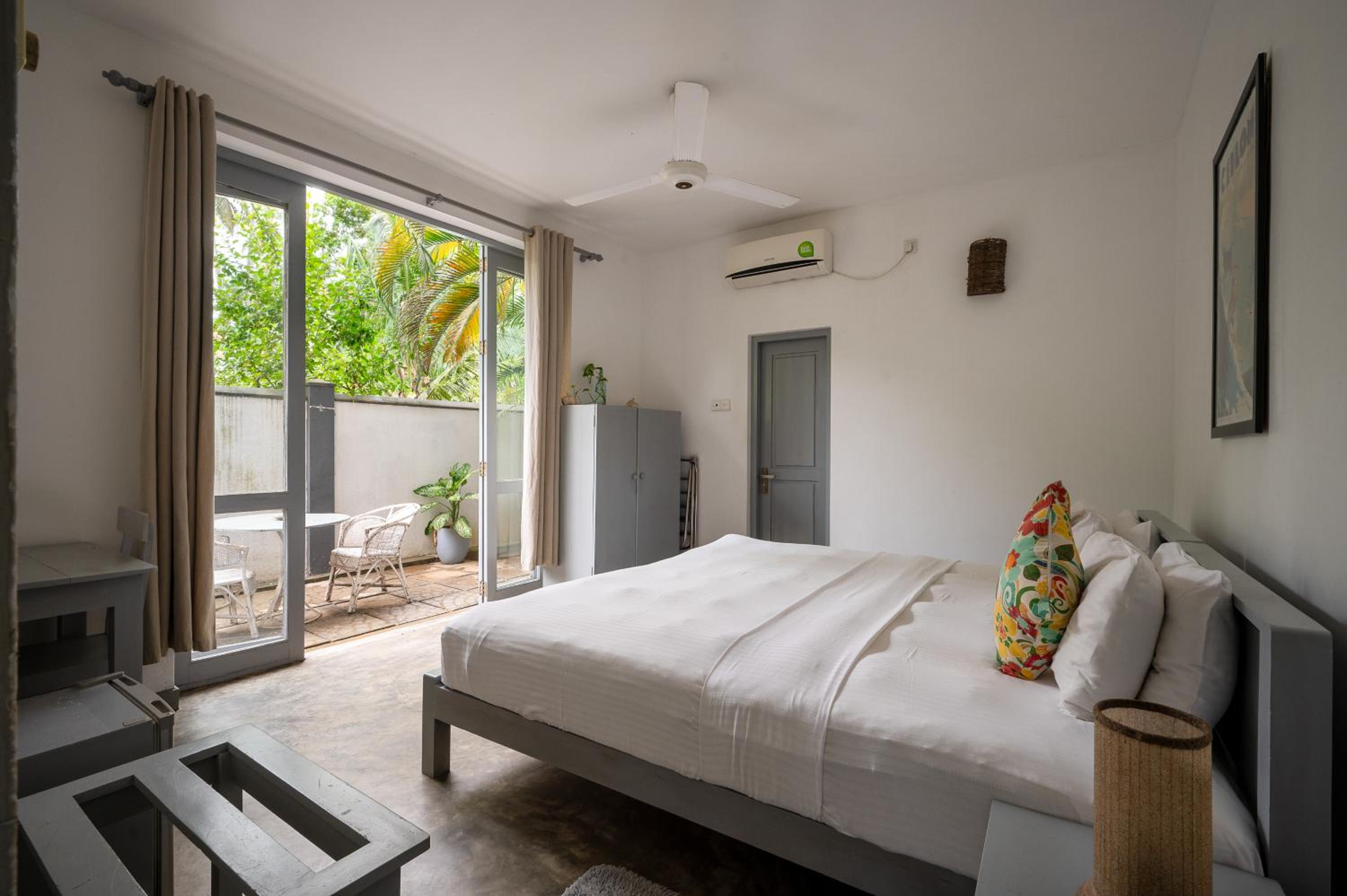 Palm Garden Room