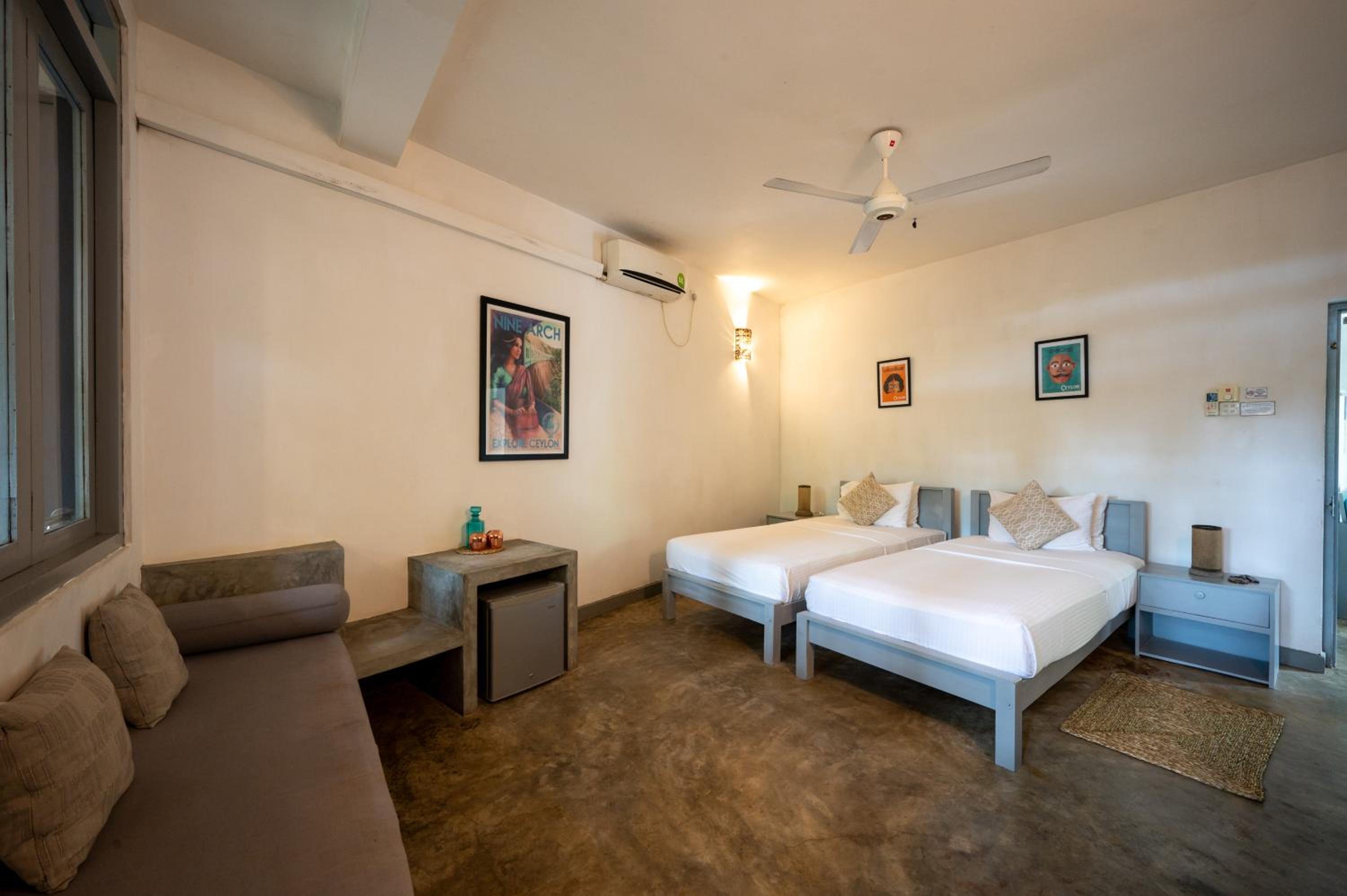 Twin Courtyard Room