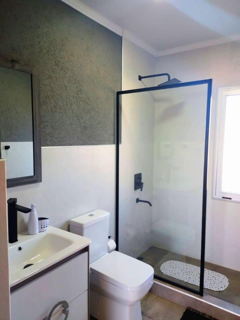 One-Bedroom House photo 3