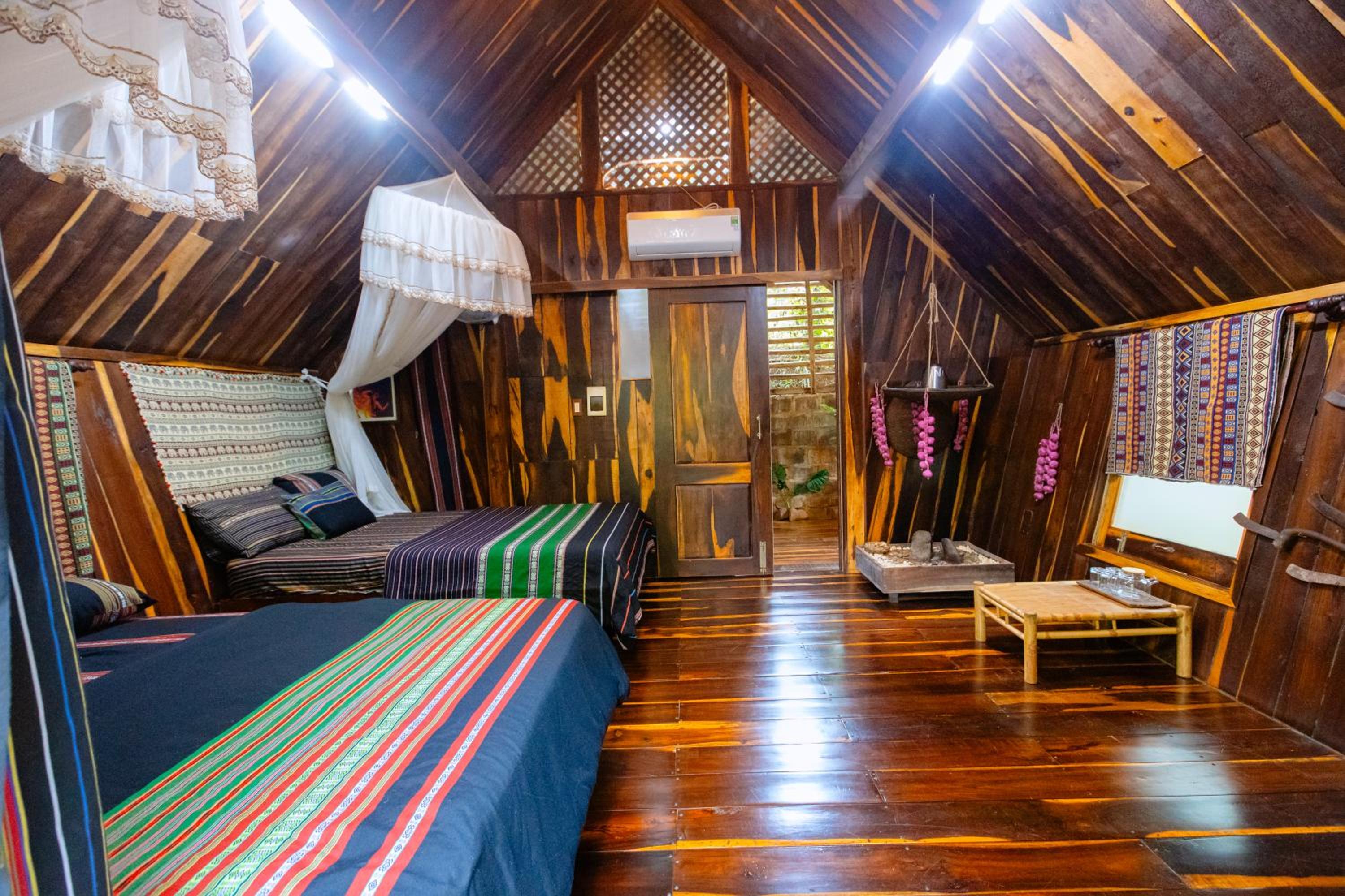 Quadruple Room with Terrace photo 3