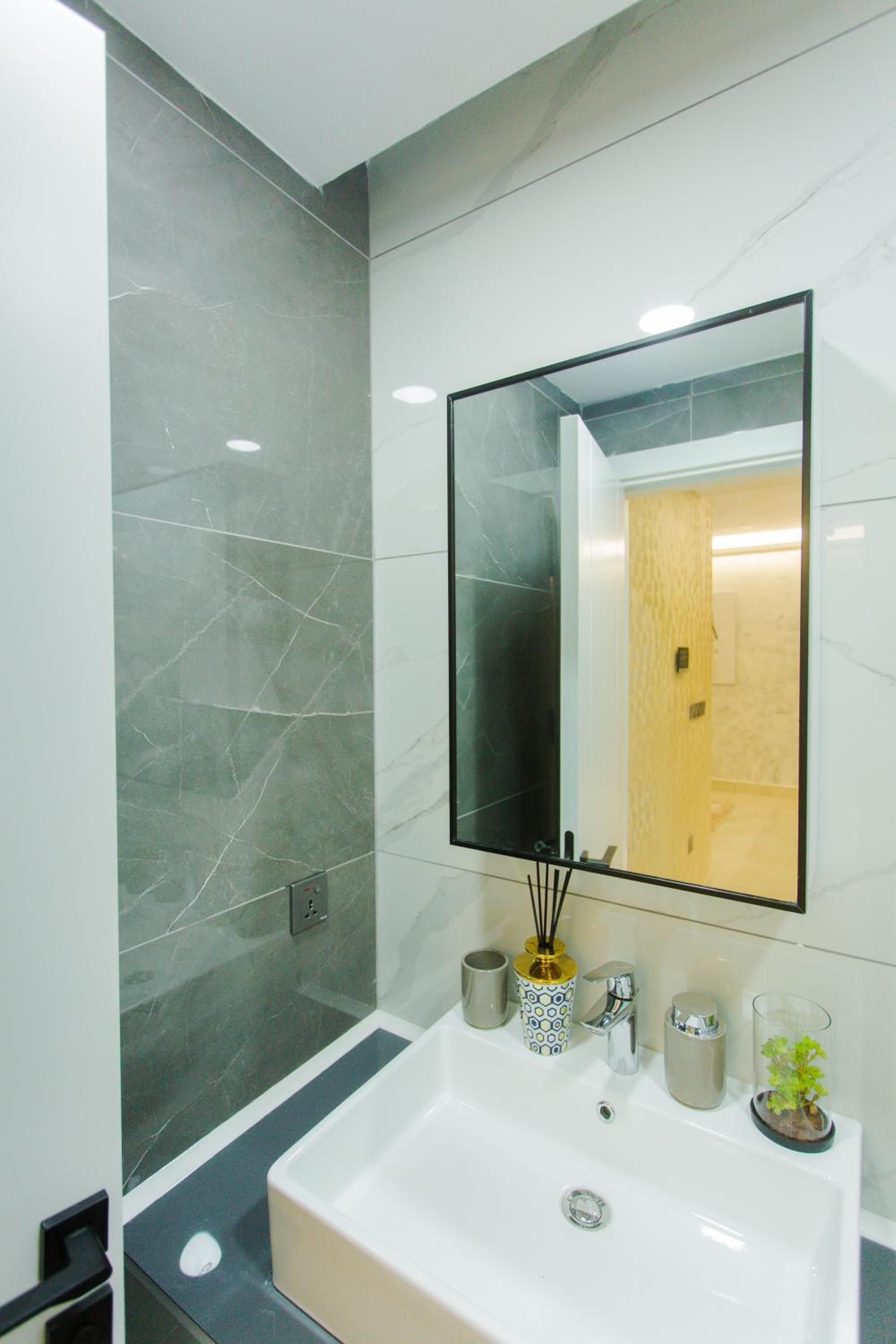 One-Bedroom Apartment - Non-Smoking - Photo 10