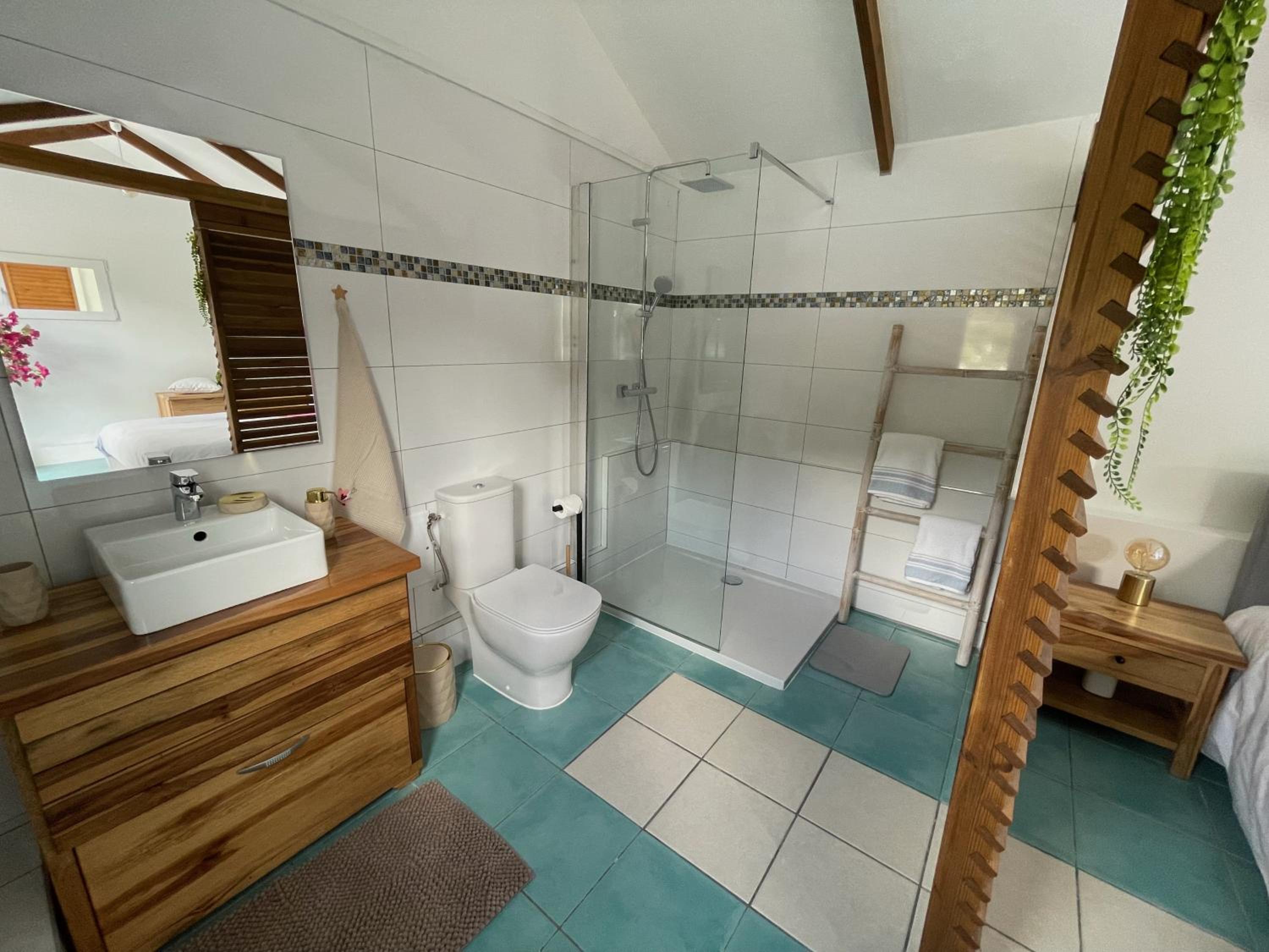 Superior Bungalow photo 3