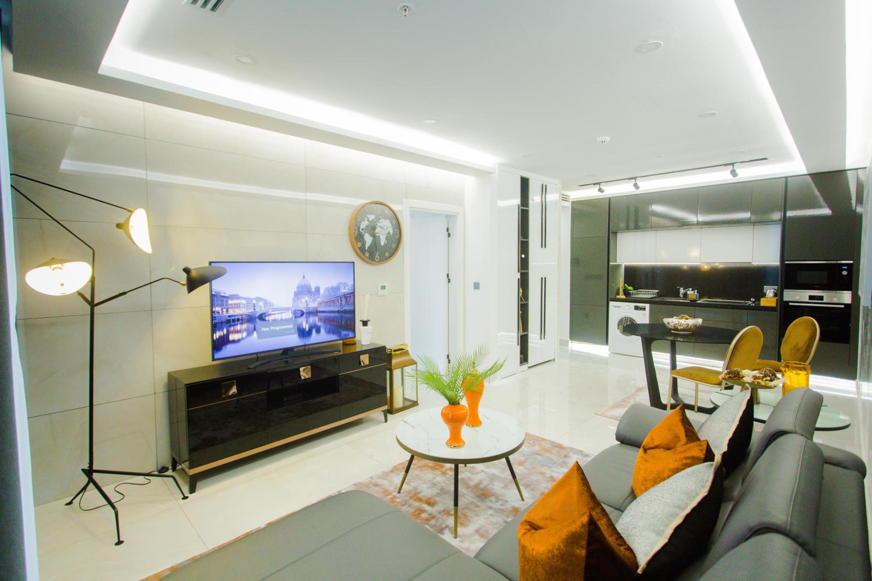 One-Bedroom Apartment - Non-Smoking - Photo 18