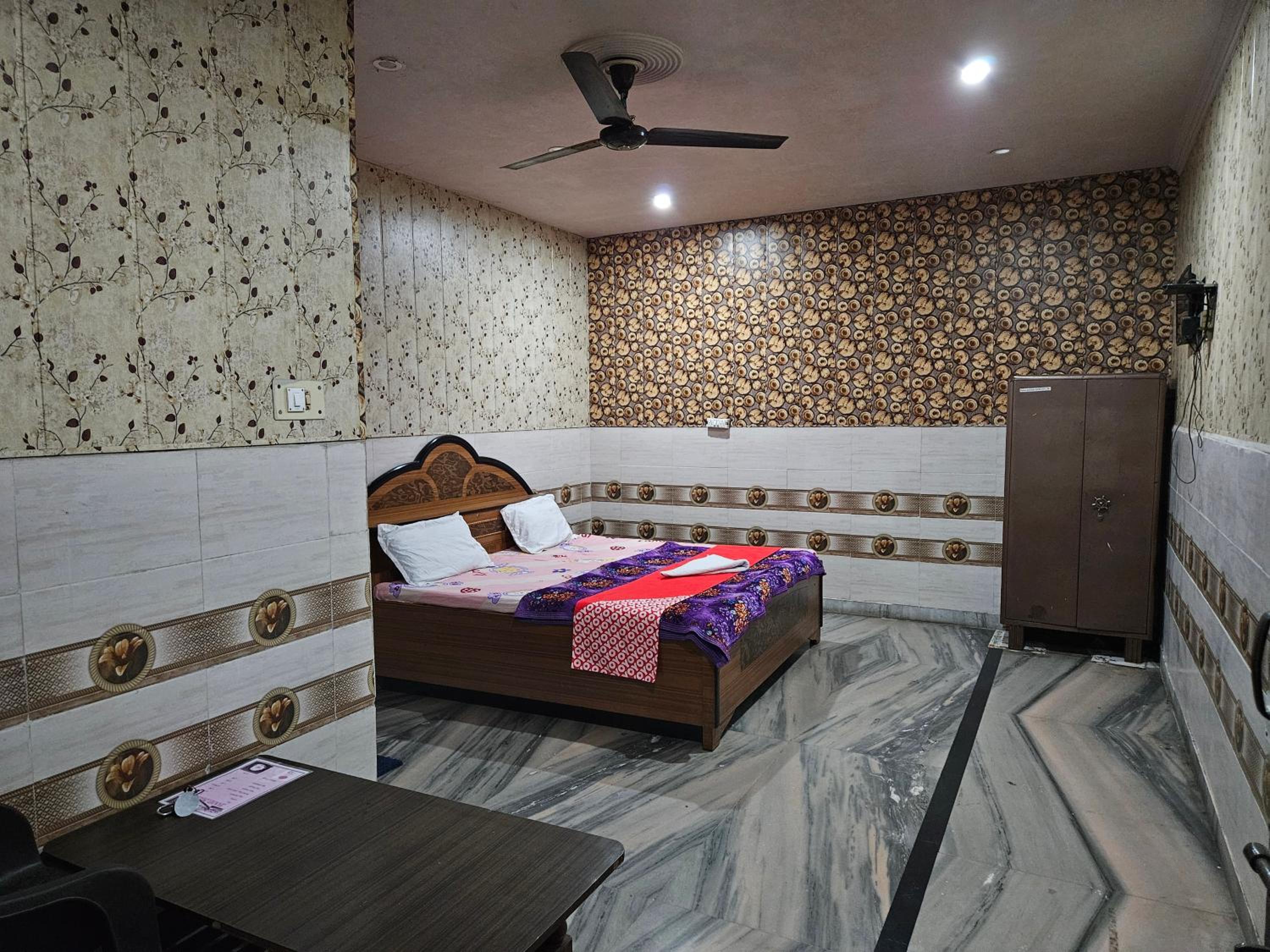 Double Room with Balcony photo 3