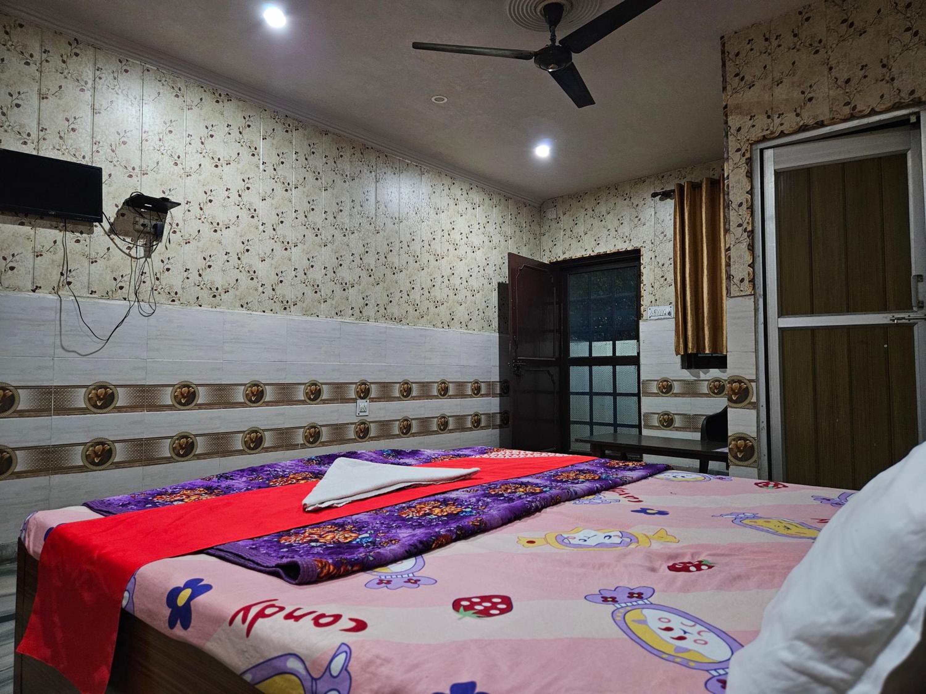 Double Room with Balcony photo 2