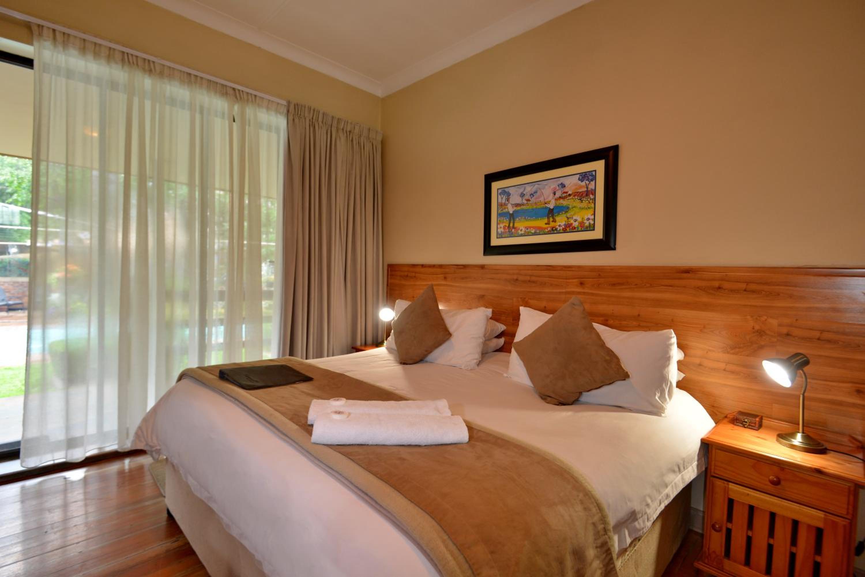 Standard King Room