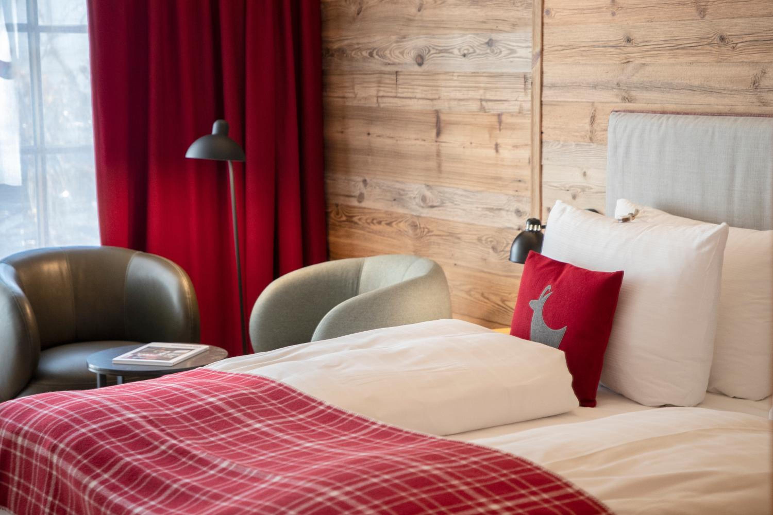 Standard Twin Room - Photo 3