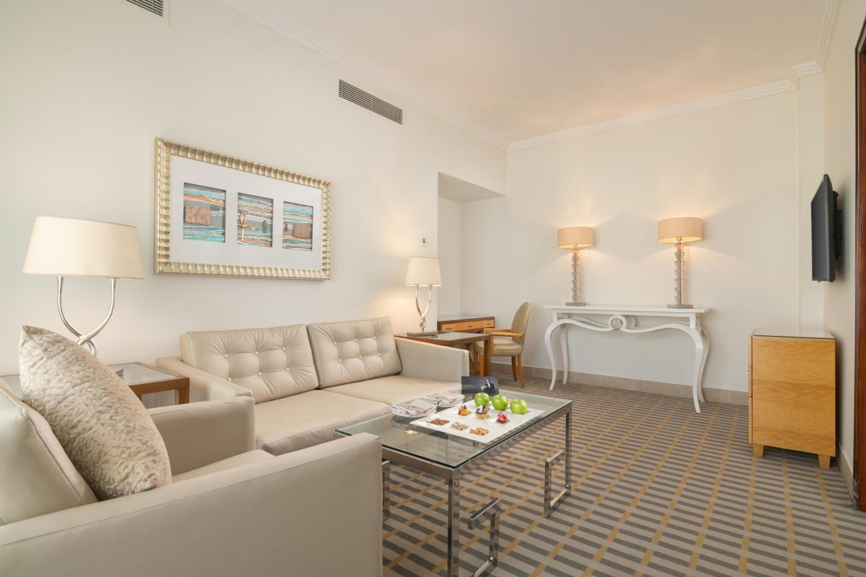 Junior Suite thumbnail 6