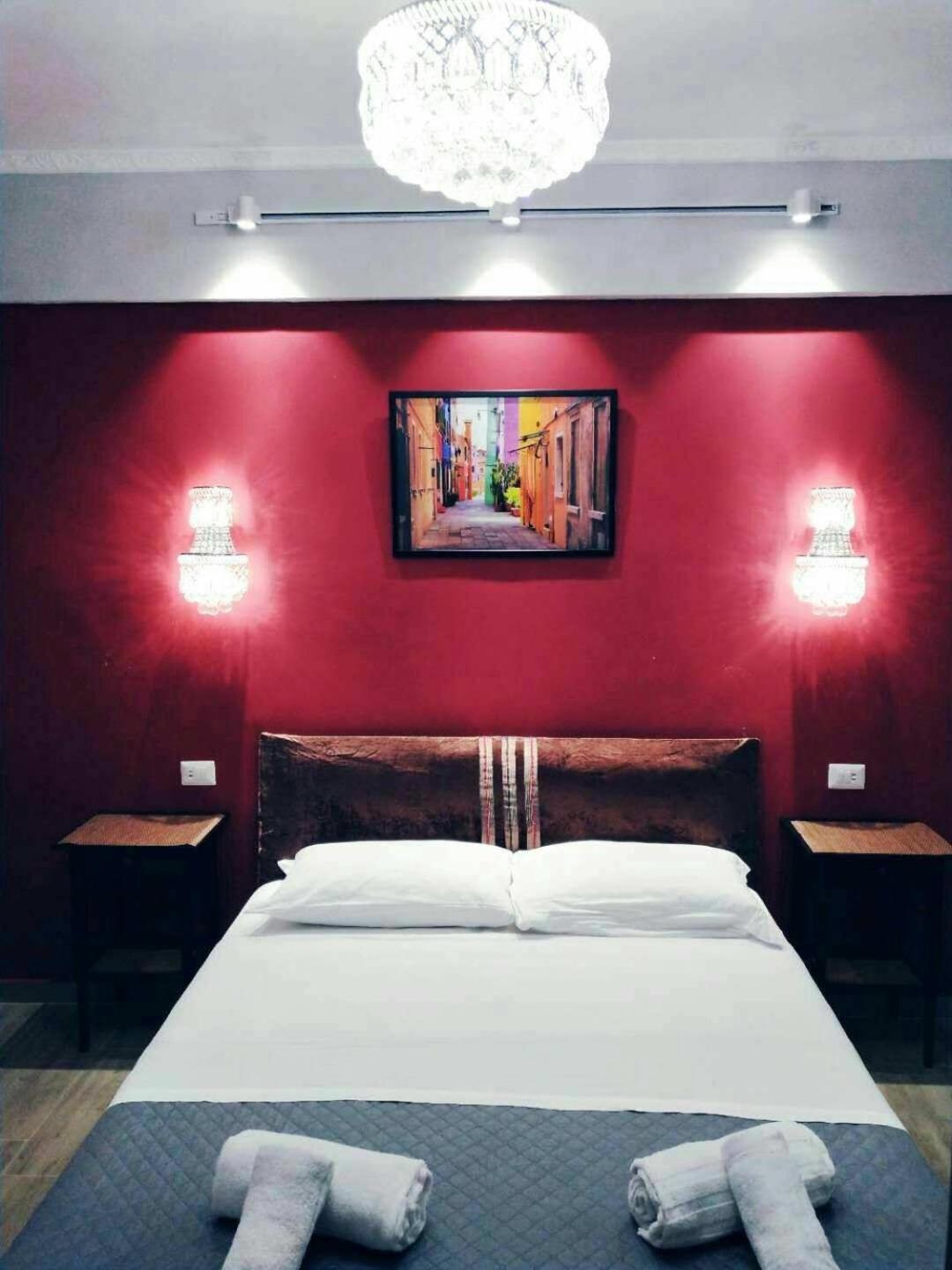 Standard King Room photo 2