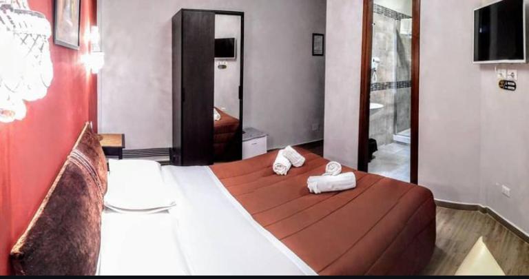 Standard King Room