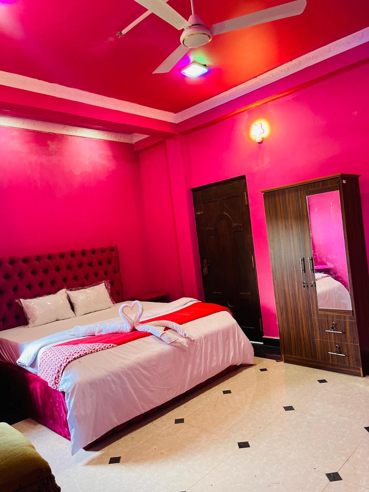 Double Room with Balcony photo 3