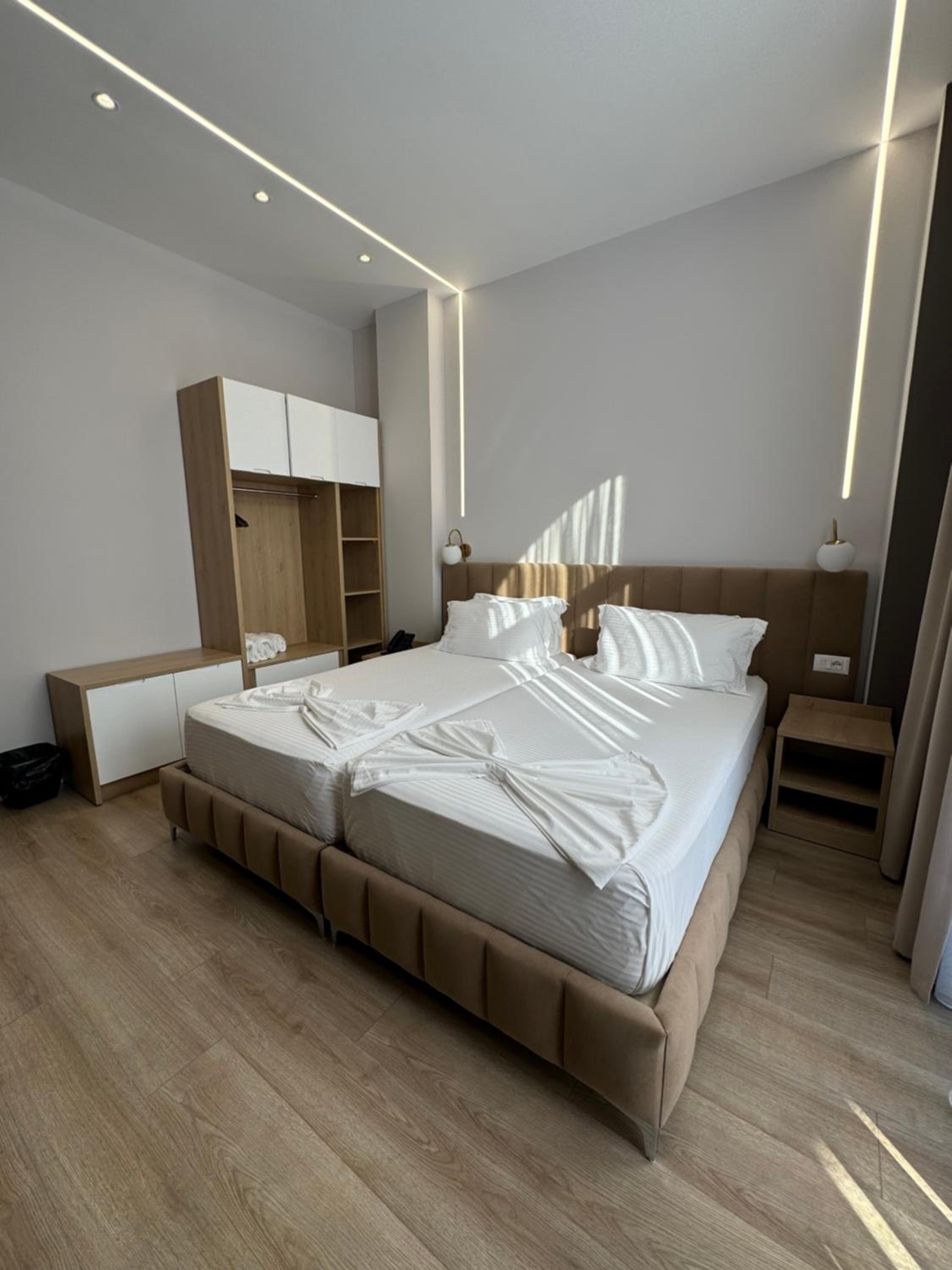 Deluxe Double or Twin Room photo 3