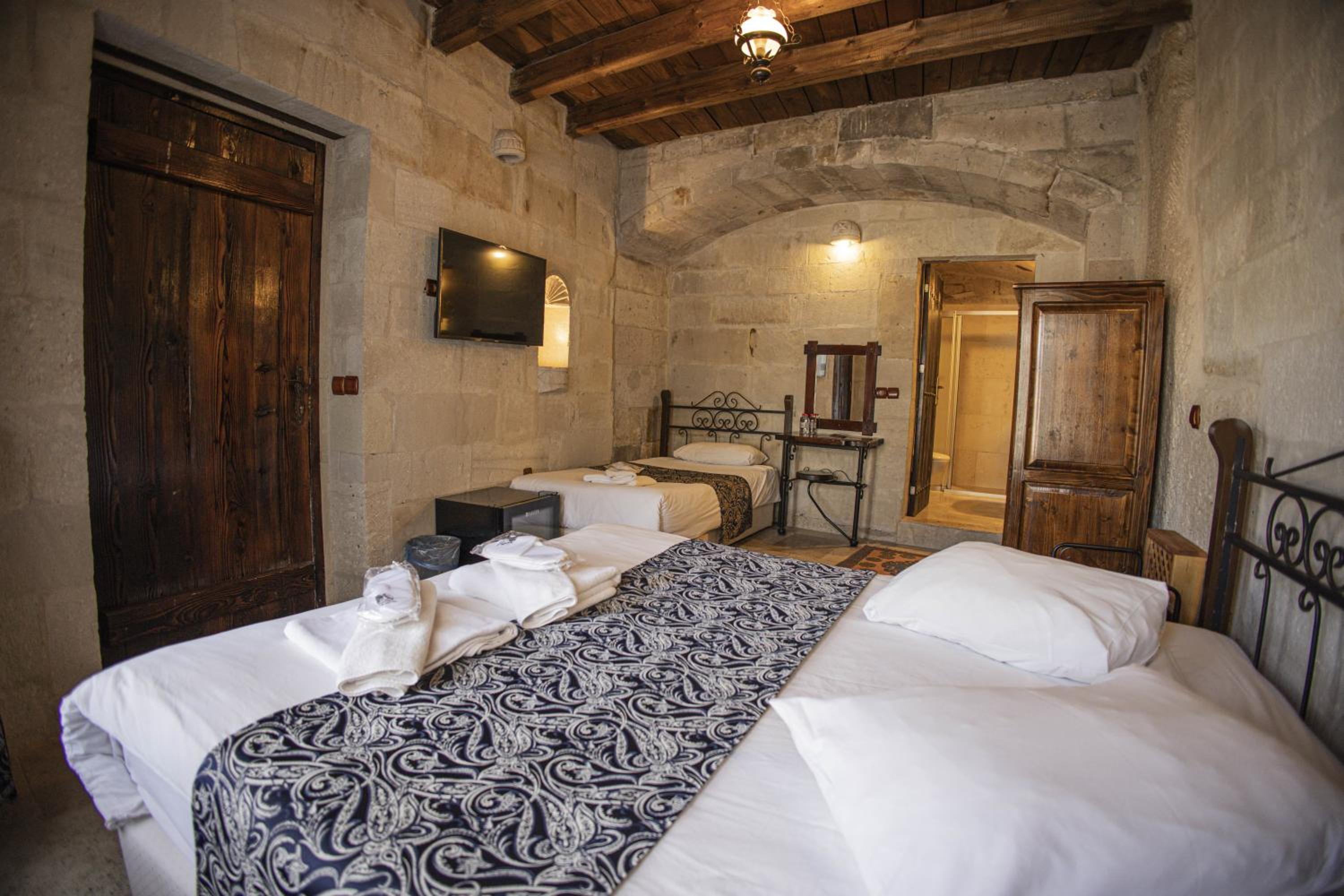 Standard Triple Room photo 3