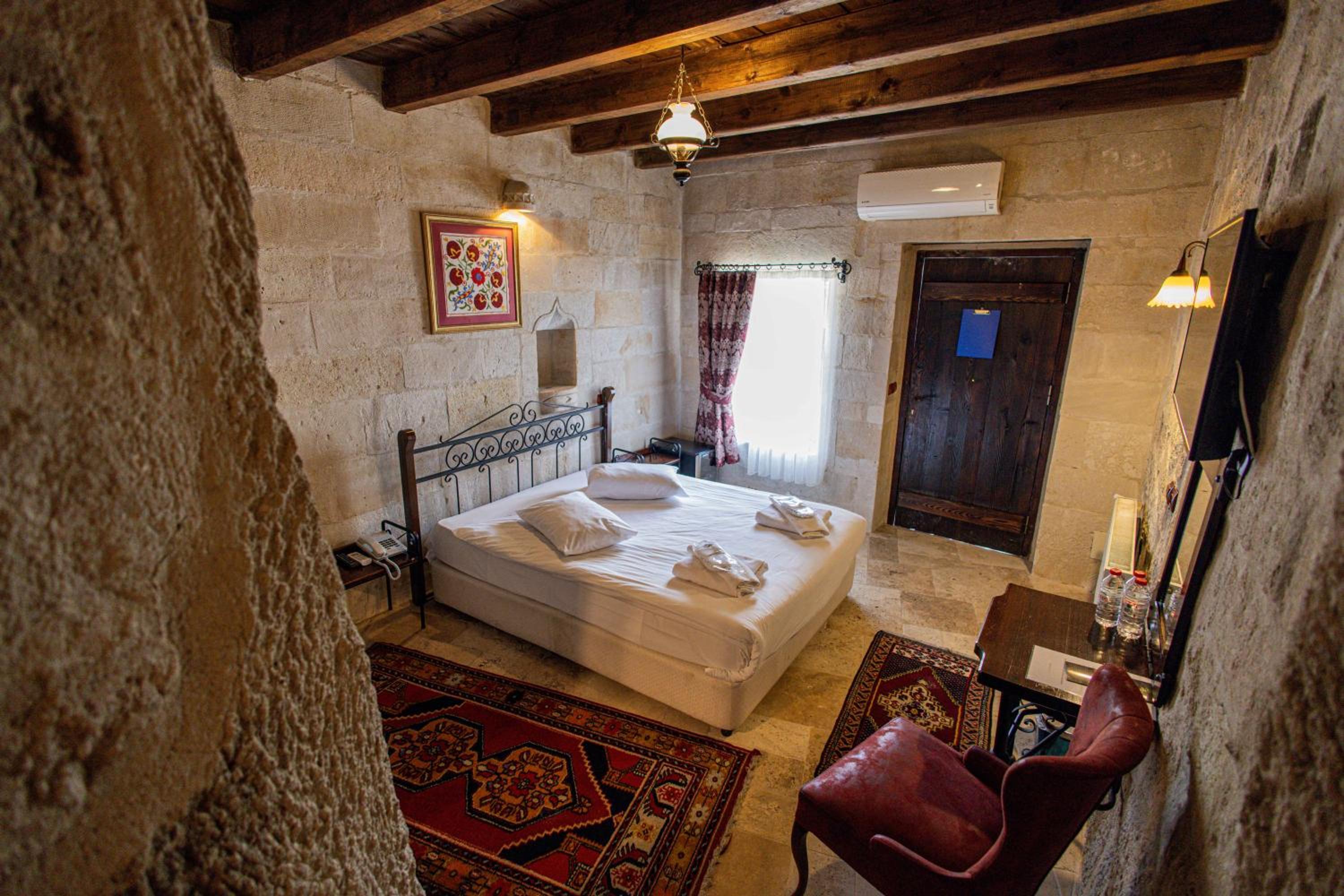 Deluxe Double Room photo 2
