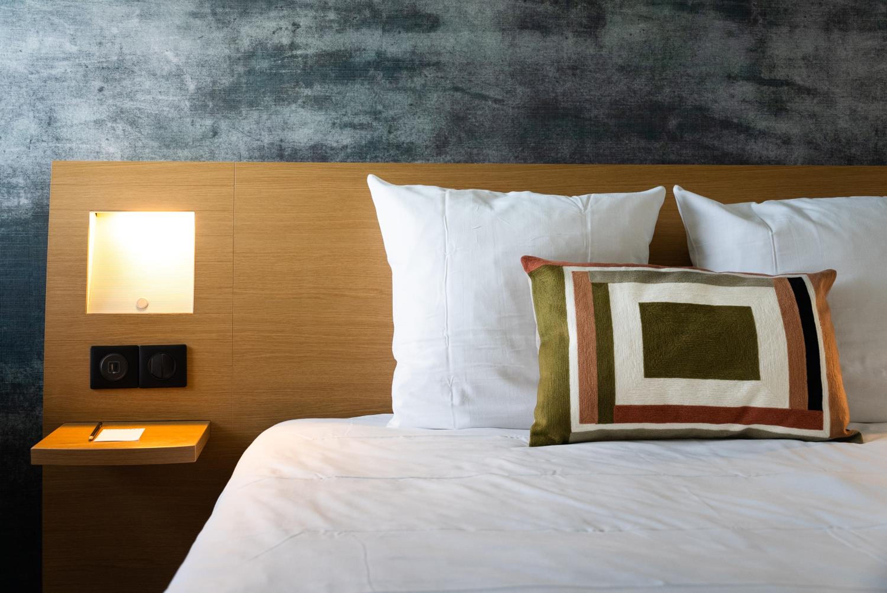 Classic Â Room with Double Bed and Sofa Bed  - Photo 2