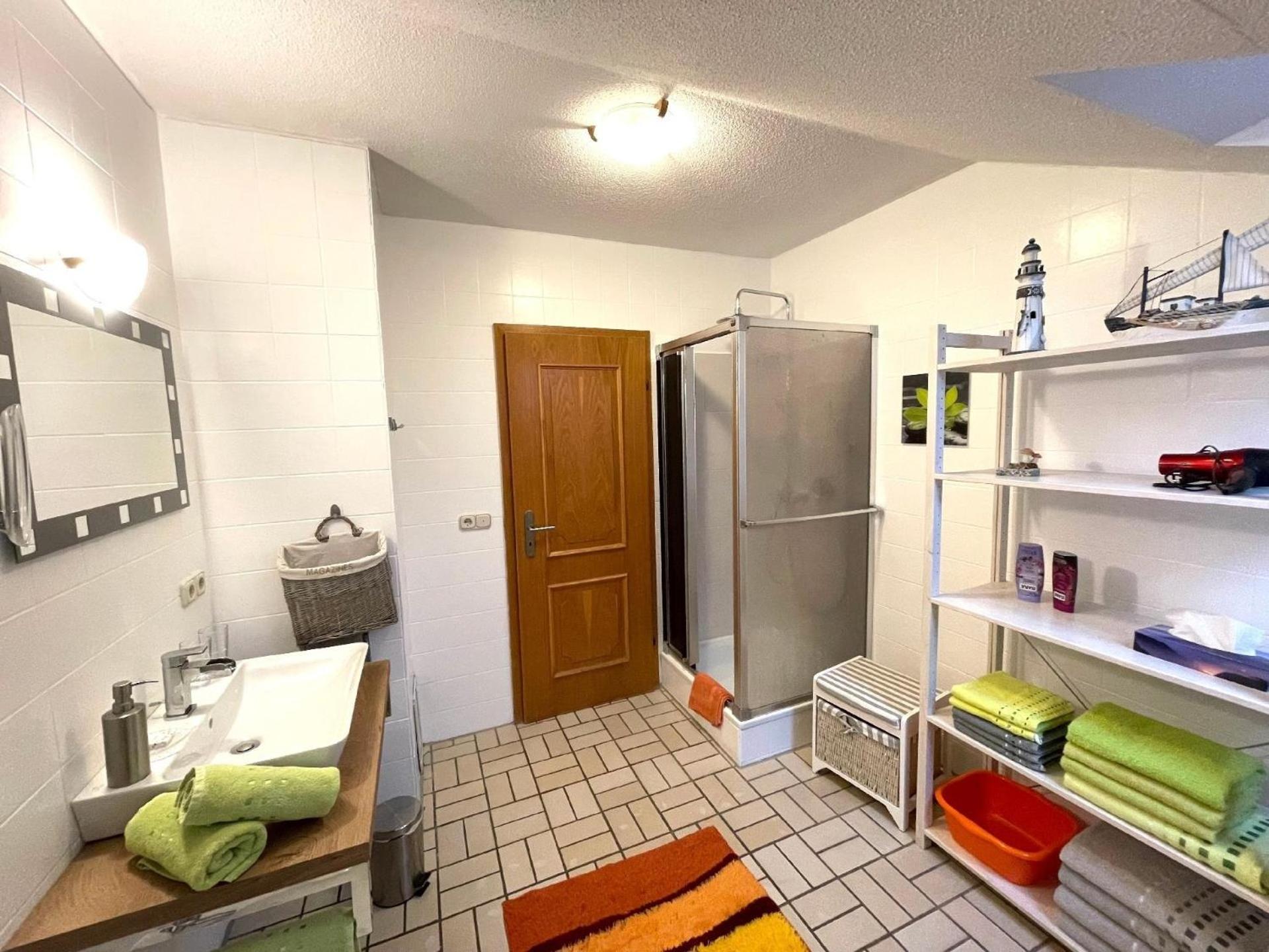 Apartment photo 2