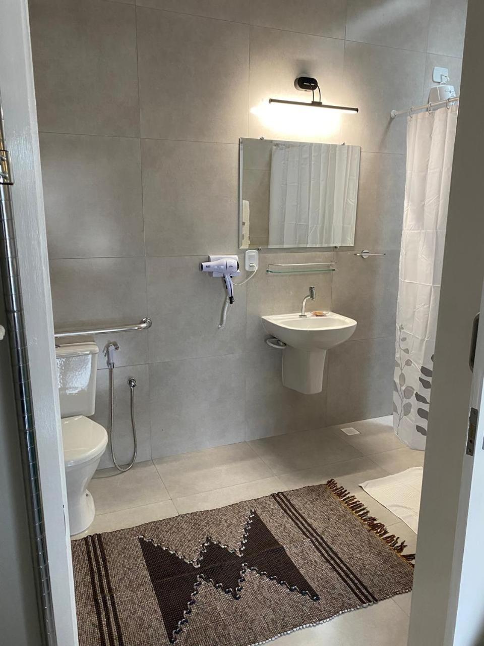 Accessible Double Room photo 2