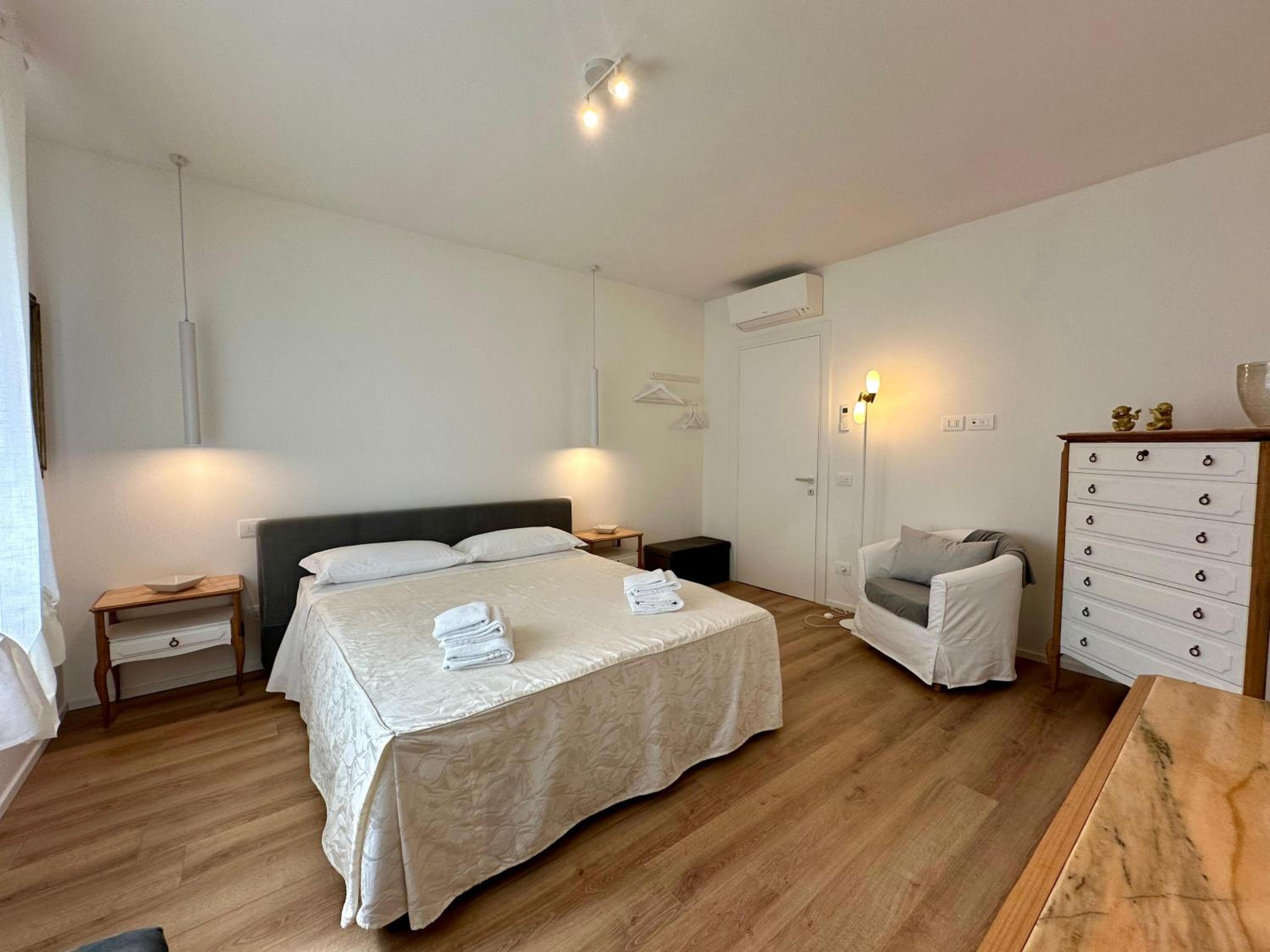 Three-Bedroom Villa photo 1