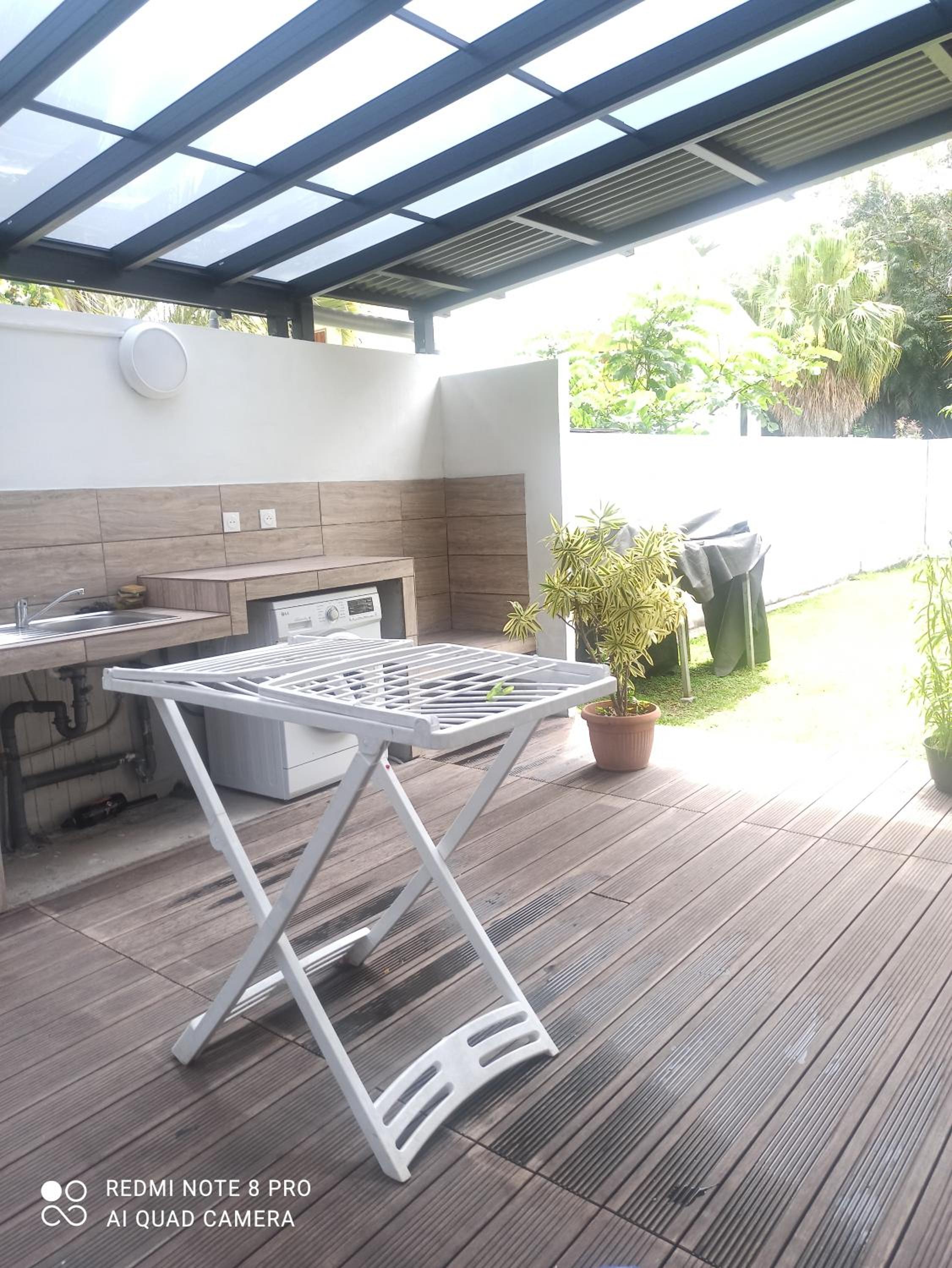 Three-Bedroom Villa - Photo 5