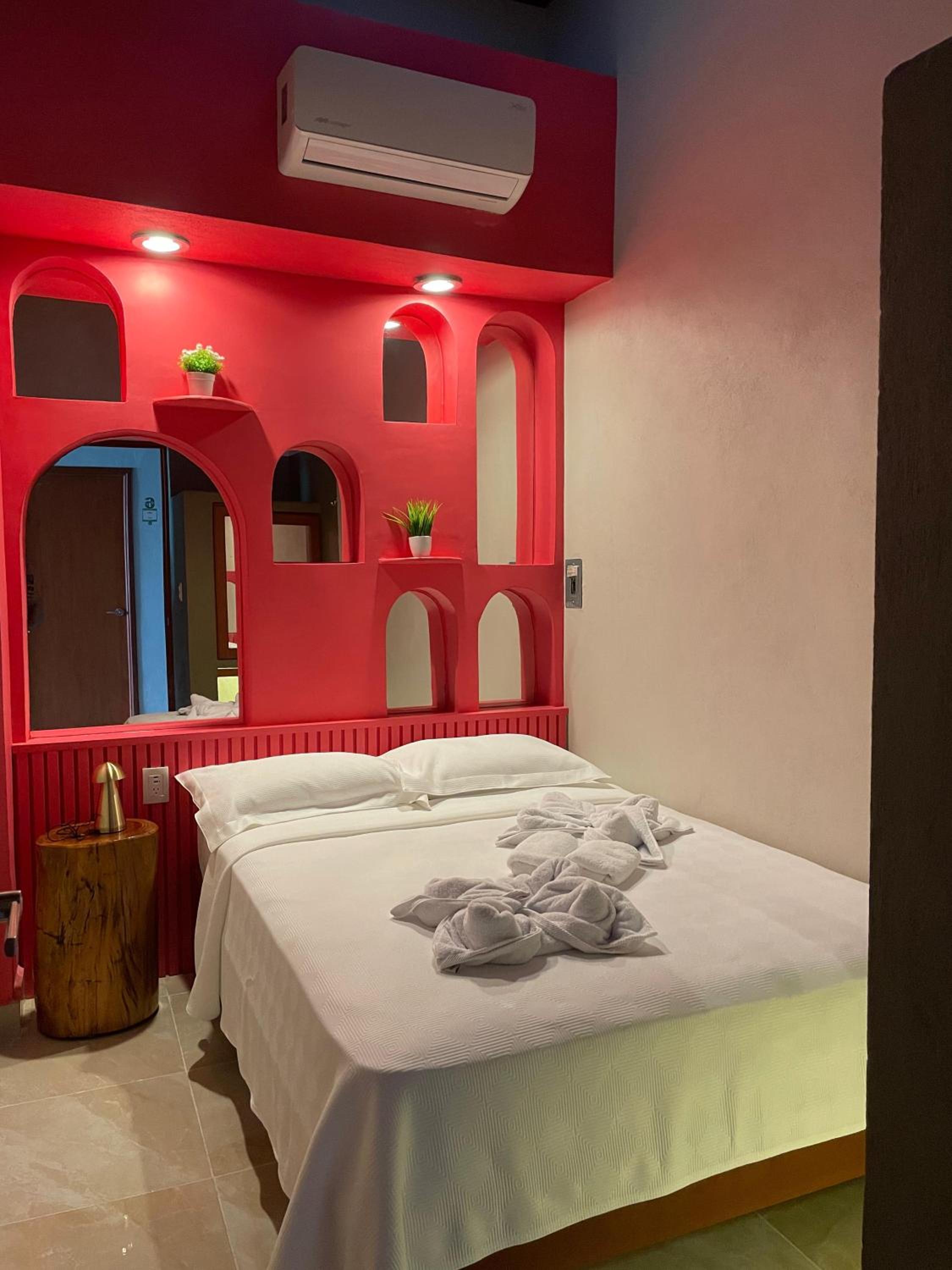 Standard Double Room with Shared Bathroom photo 1