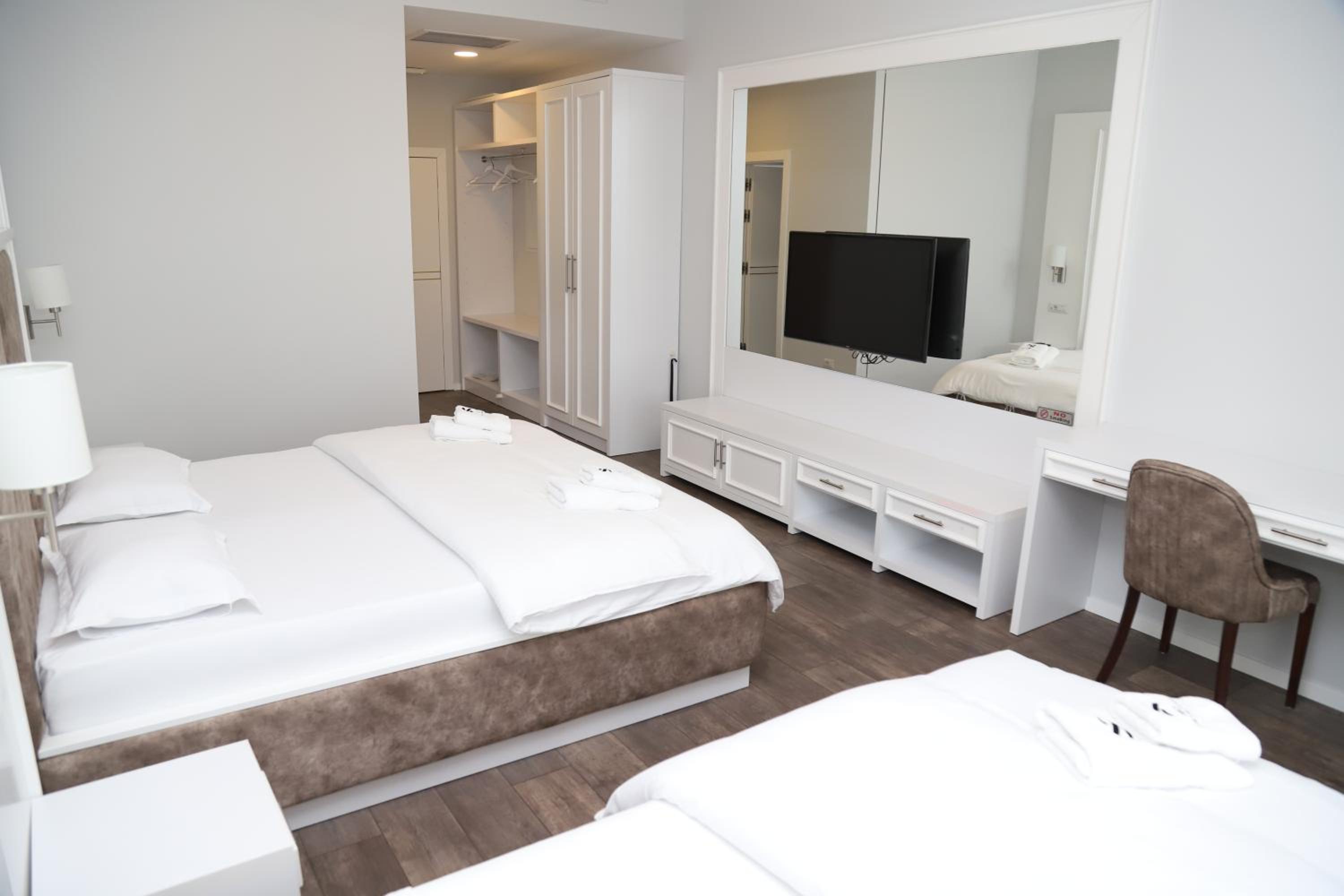 Triple Room with Balcony