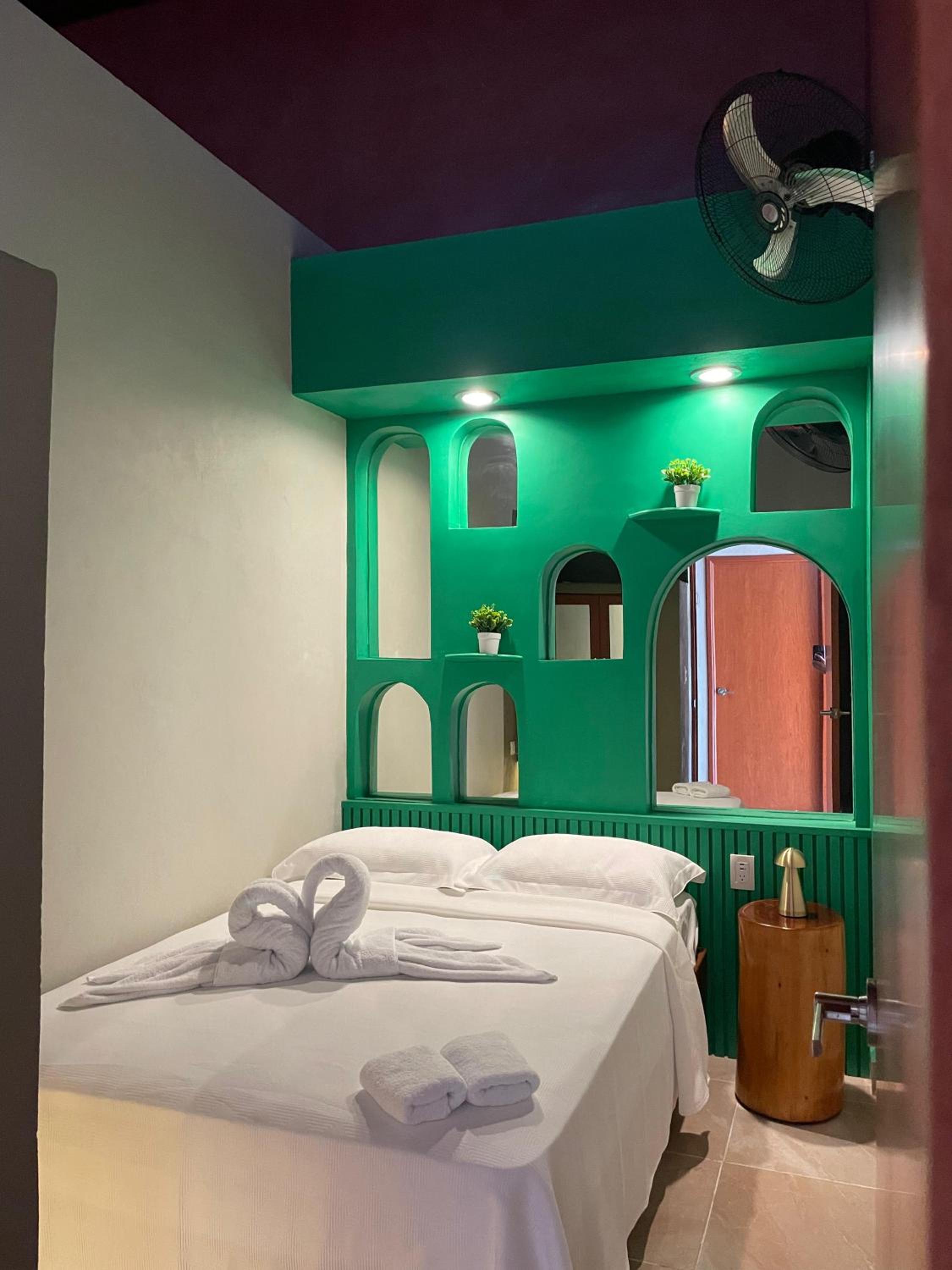 Standard Double Room with Shared Bathroom photo 1