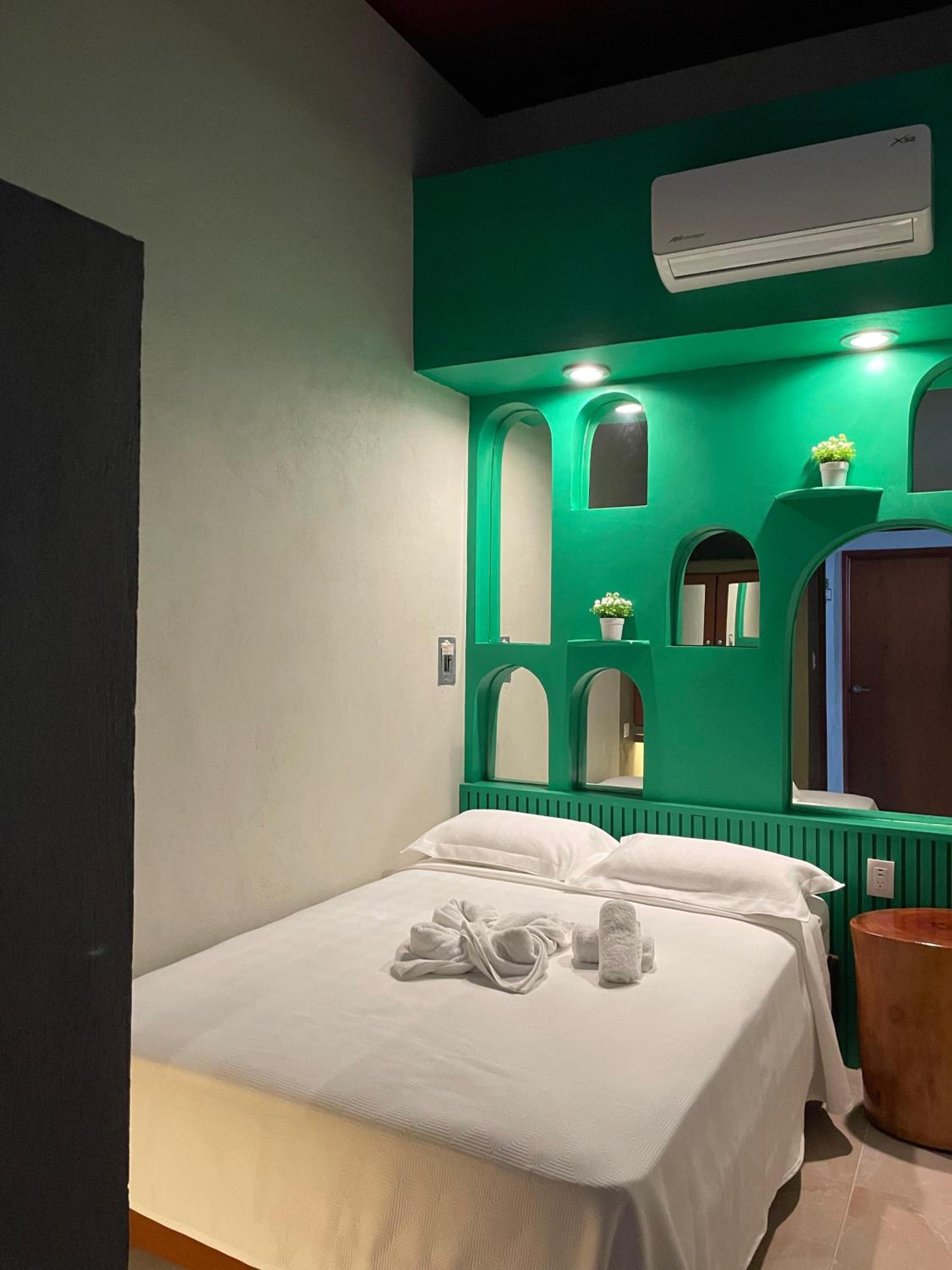 Standard Double Room with Shared Bathroom photo 1