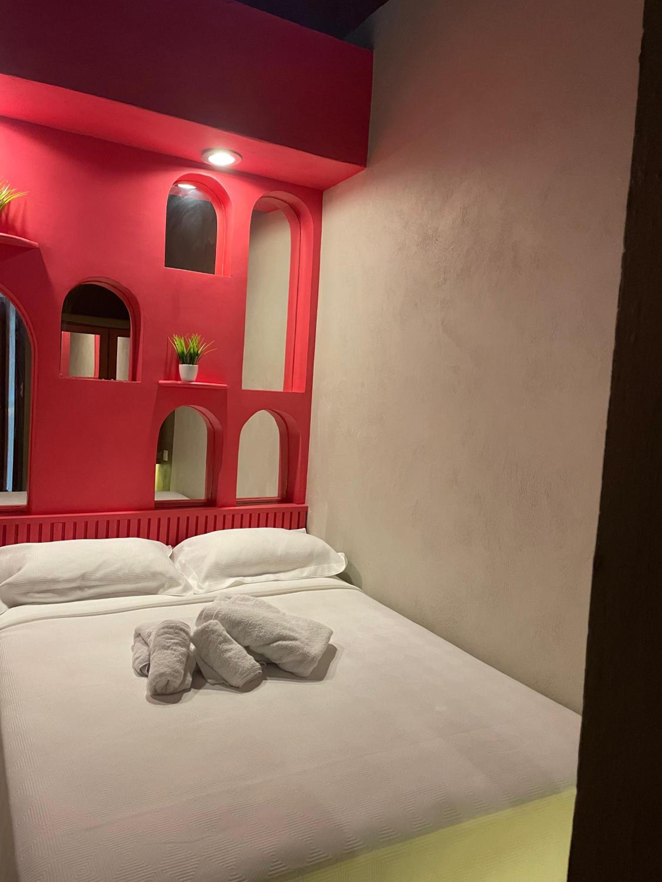 Standard Double Room With Shared Bathroom photo 3