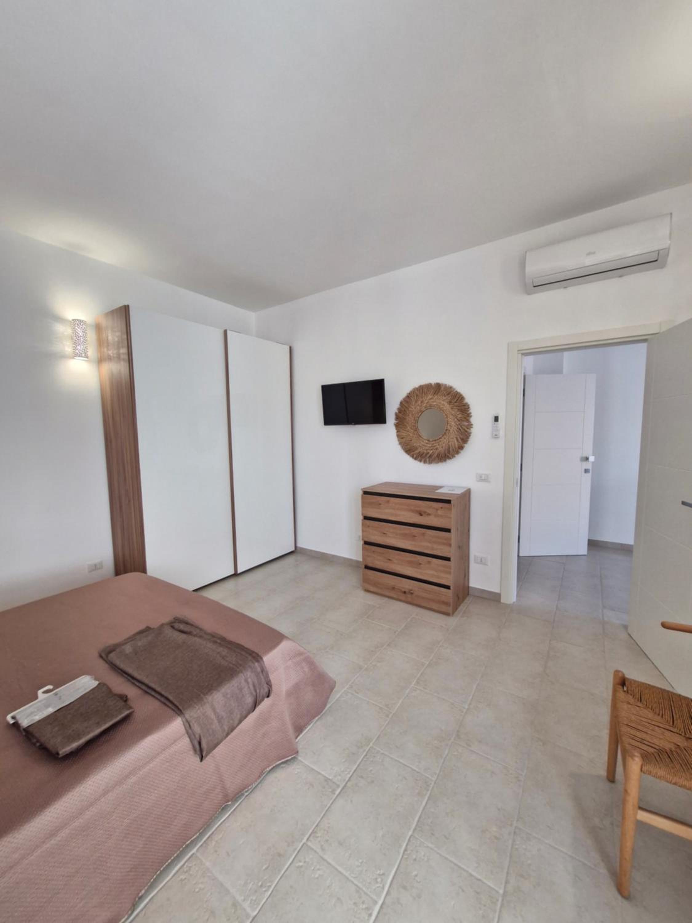 Two-Bedroom Deluxe Apartment with Balcony photo 2