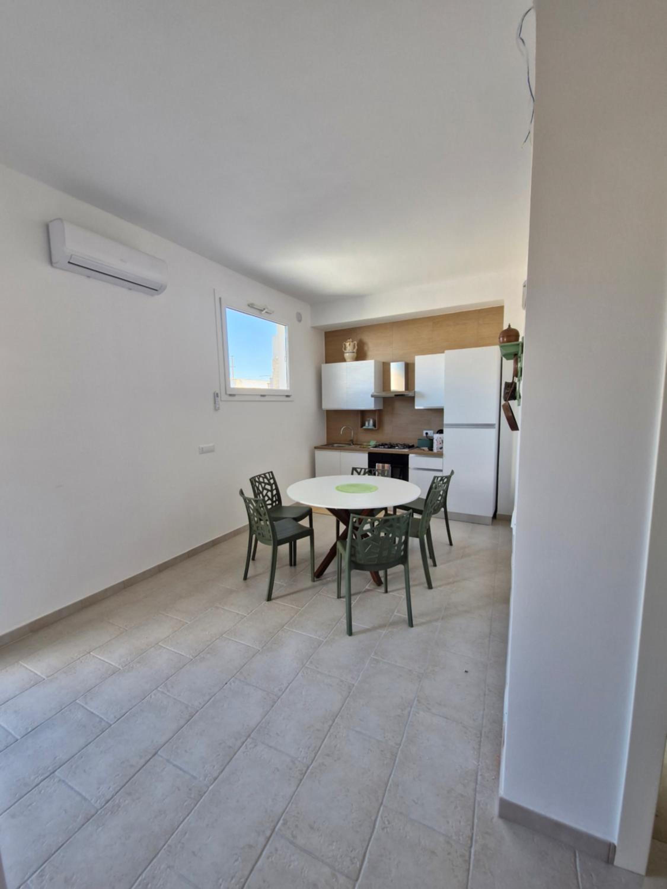 Two-Bedroom Deluxe Apartment with Balcony photo 3