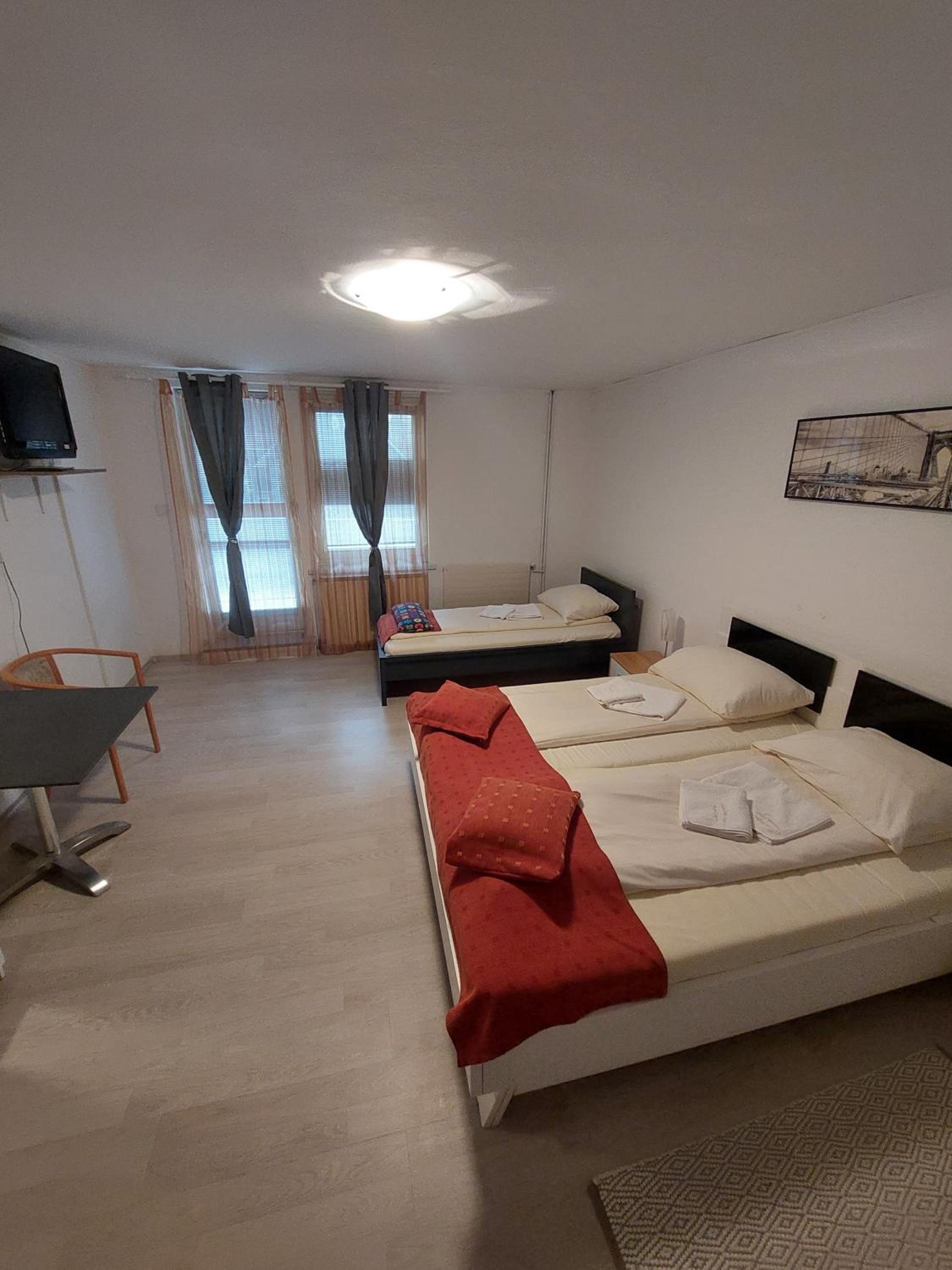 Twin Room with Terrace - Photo 1