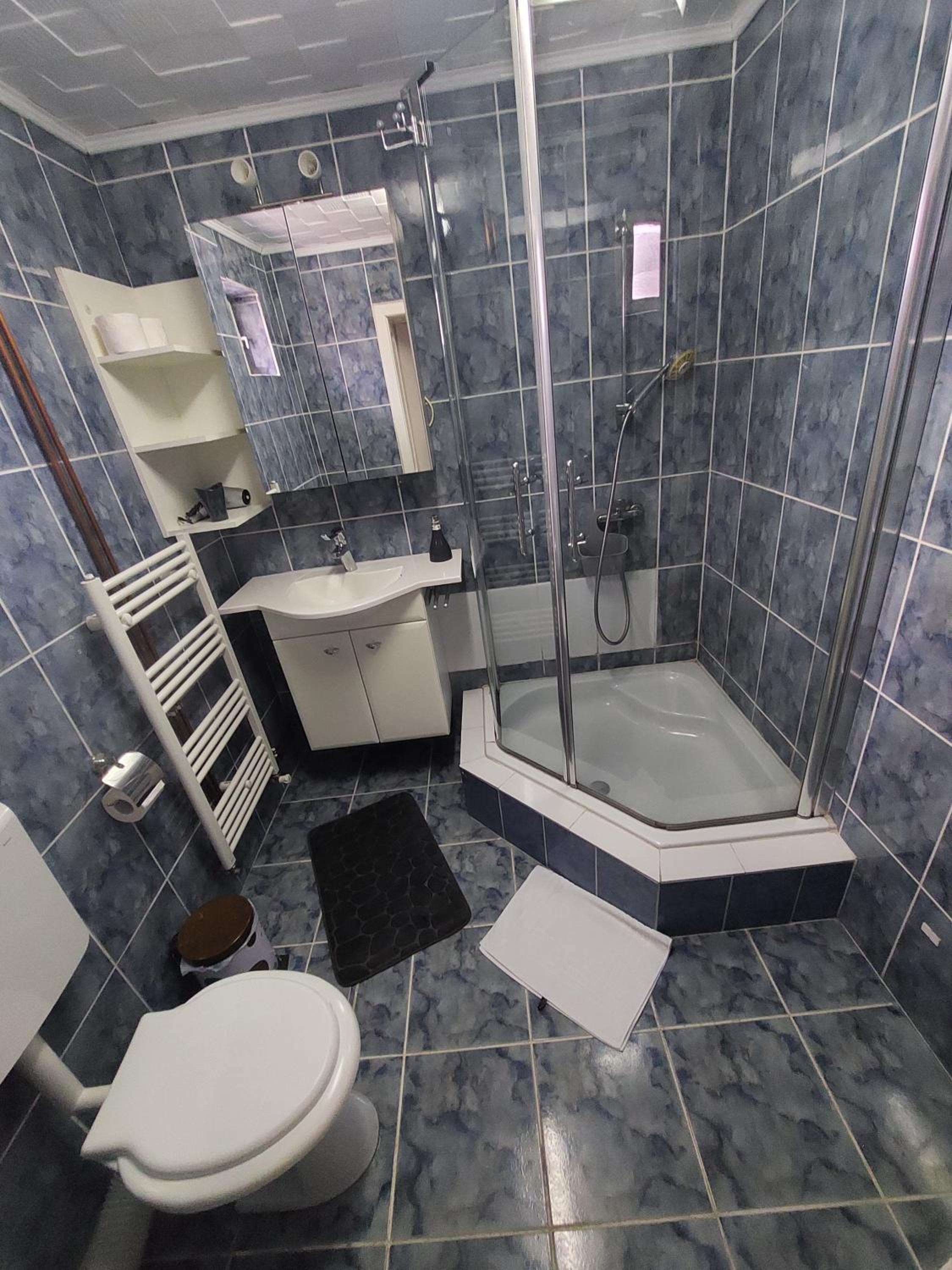 Twin Room with Terrace - Photo 4