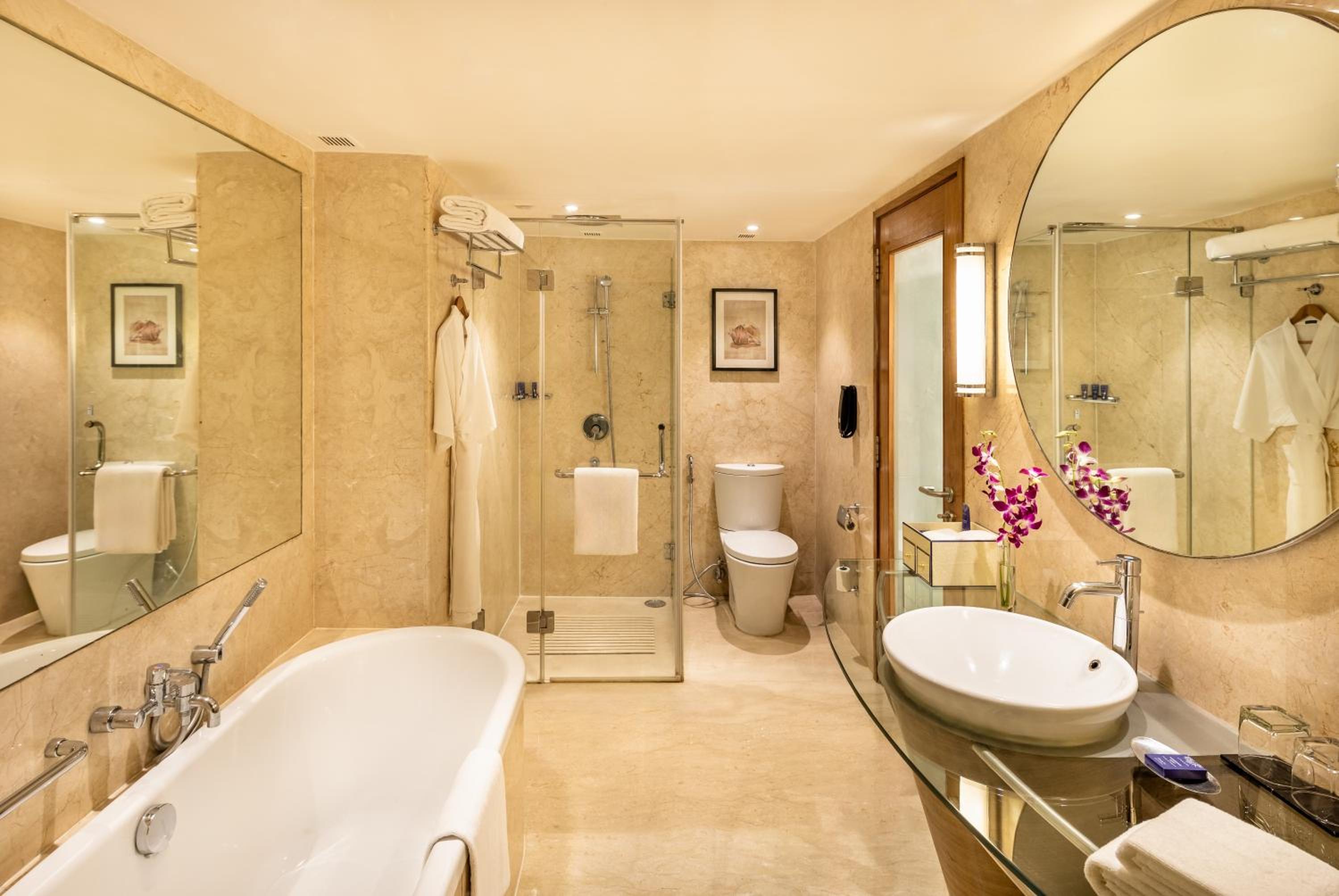 Executive Room City View Twin Bed - Photo 2