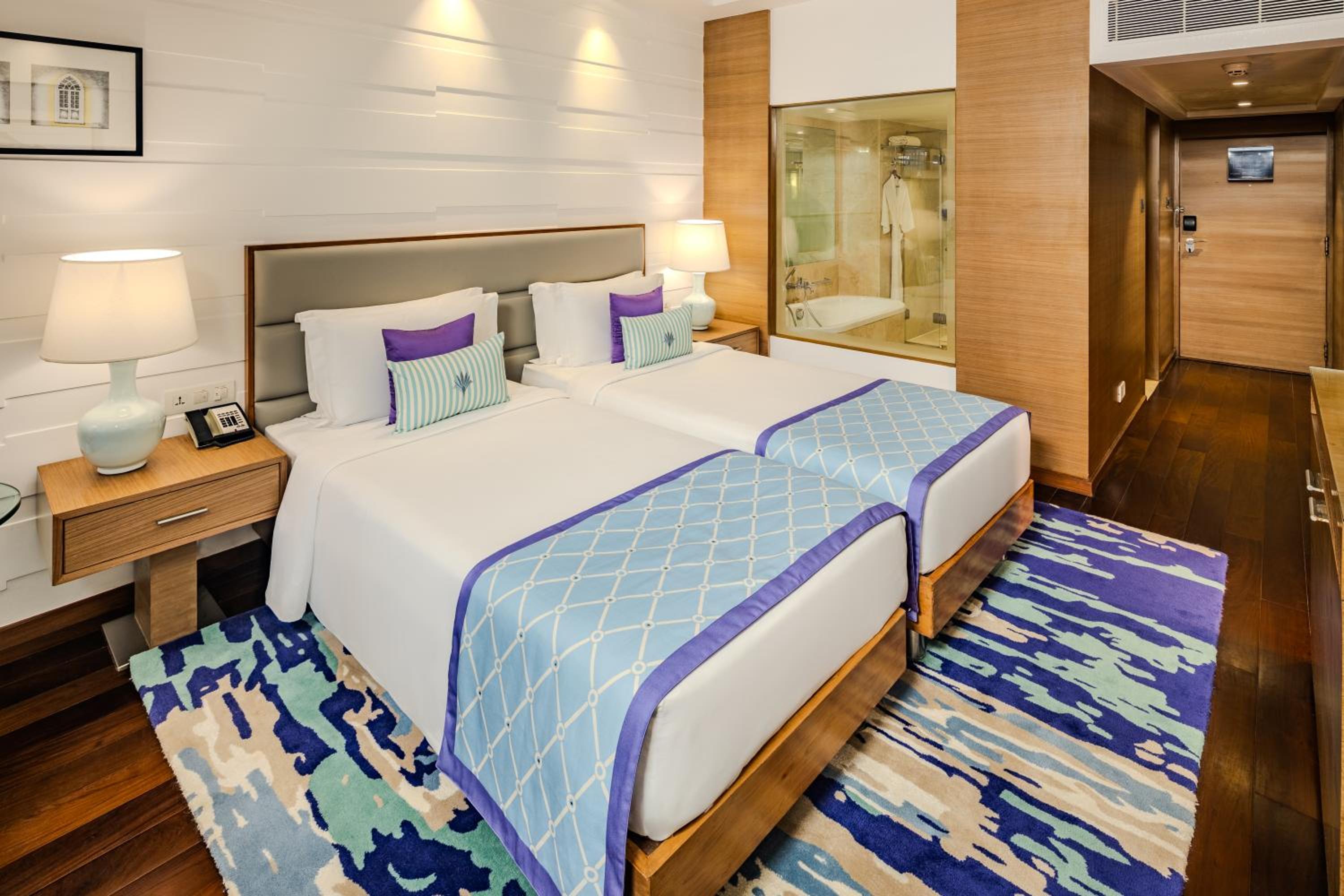 Executive Room City View Twin Bed - Photo 1