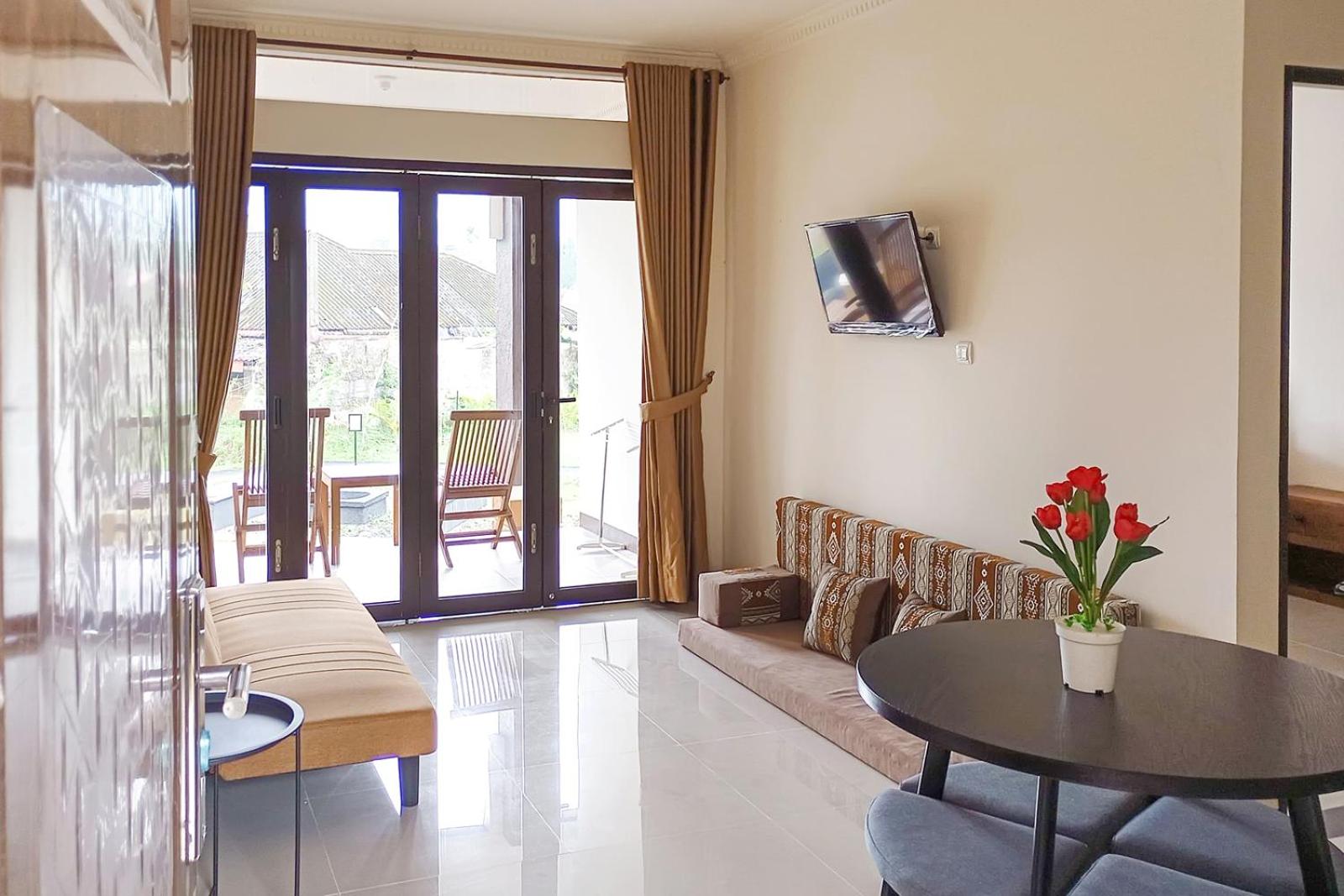 One-Bedroom Villa