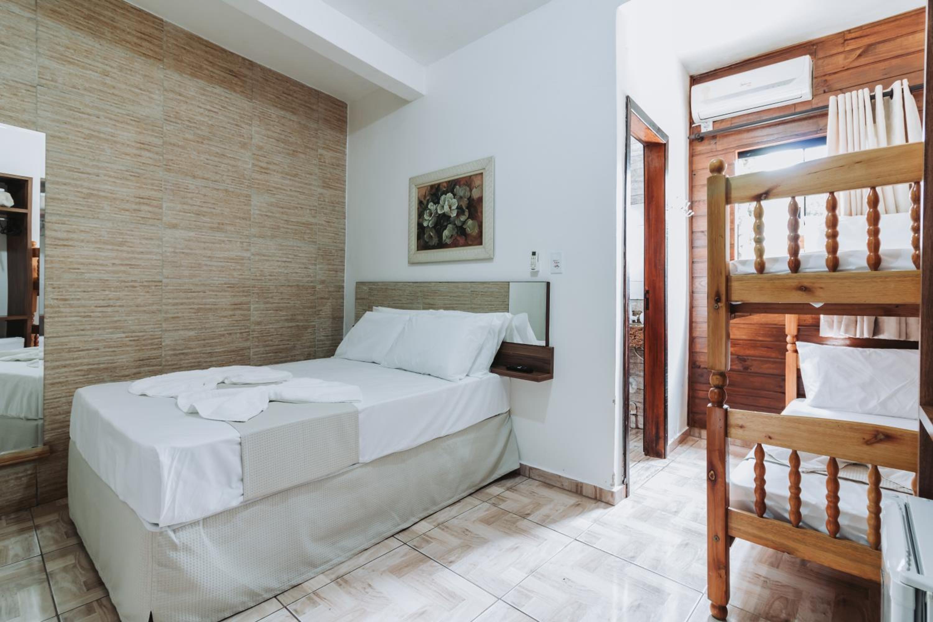 Quadruple Room - Photo 2