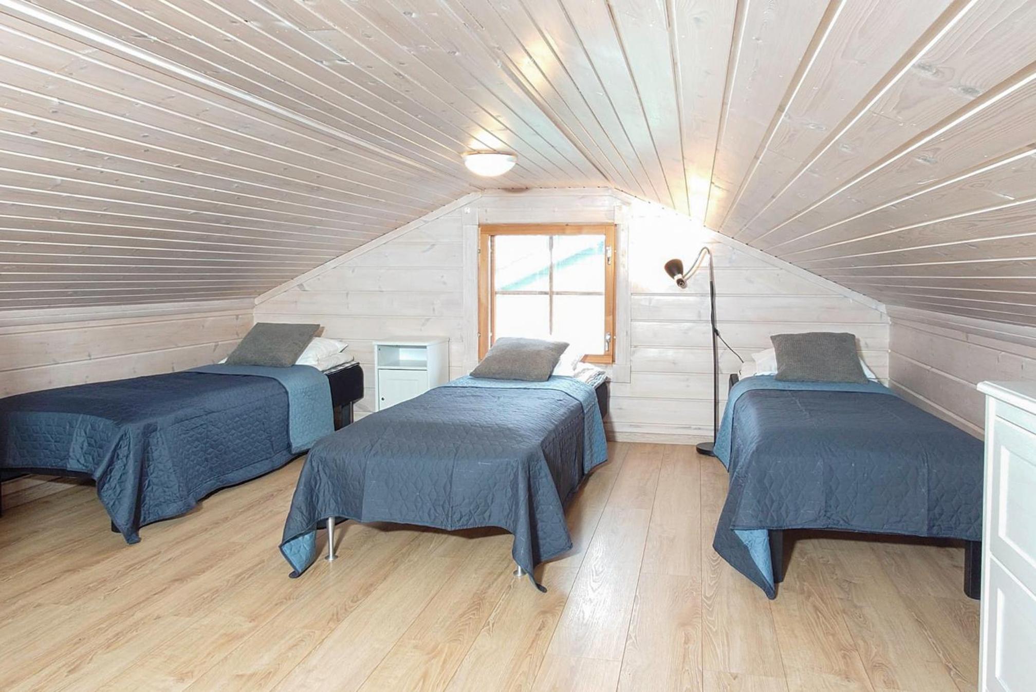 Two-Bedroom House photo 3
