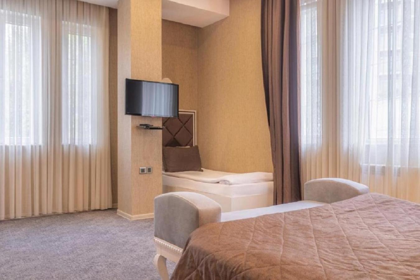 Comfort Triple Room