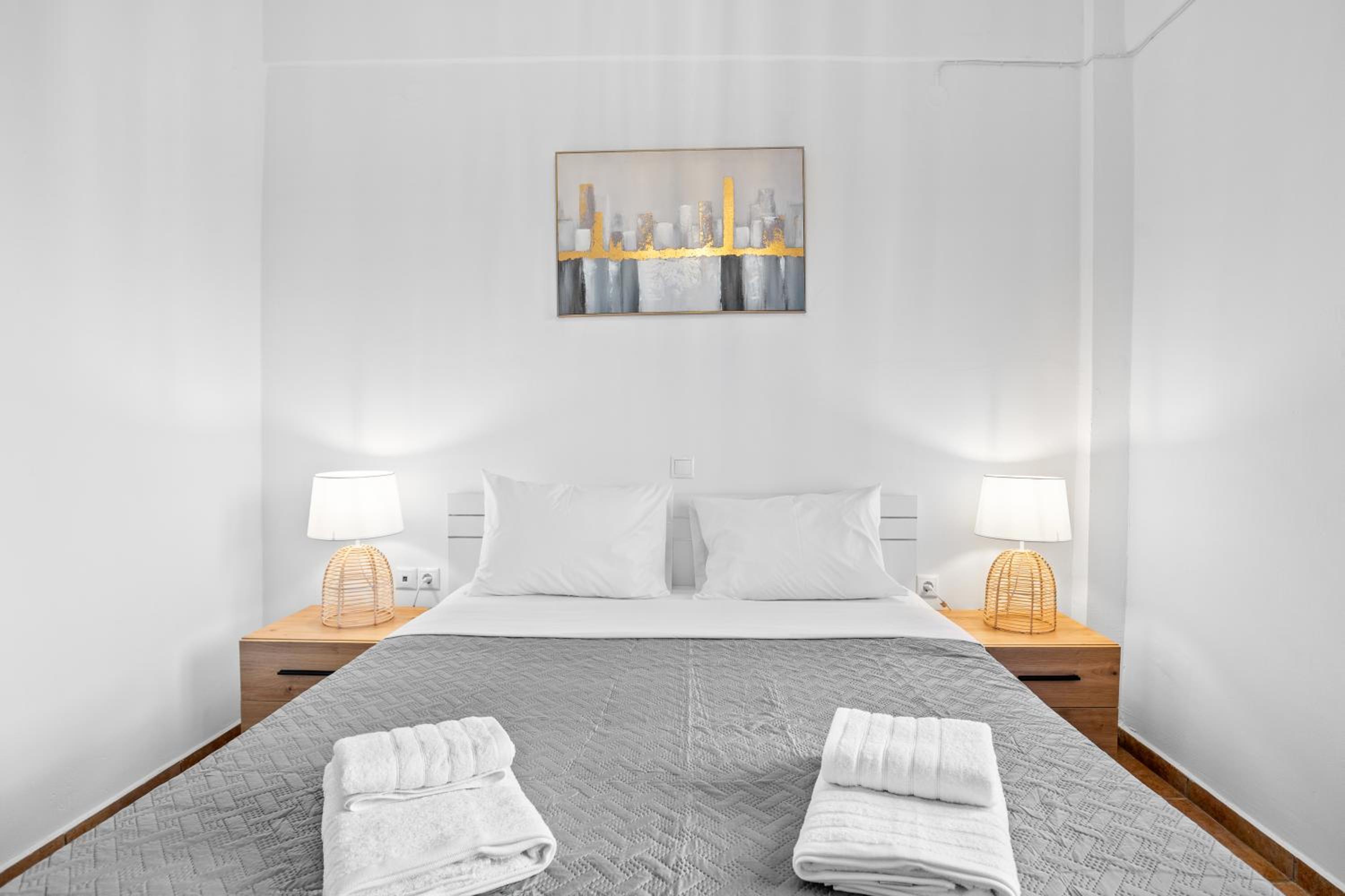 Two-Bedroom Apartment with Balcony and Sea View photo 1