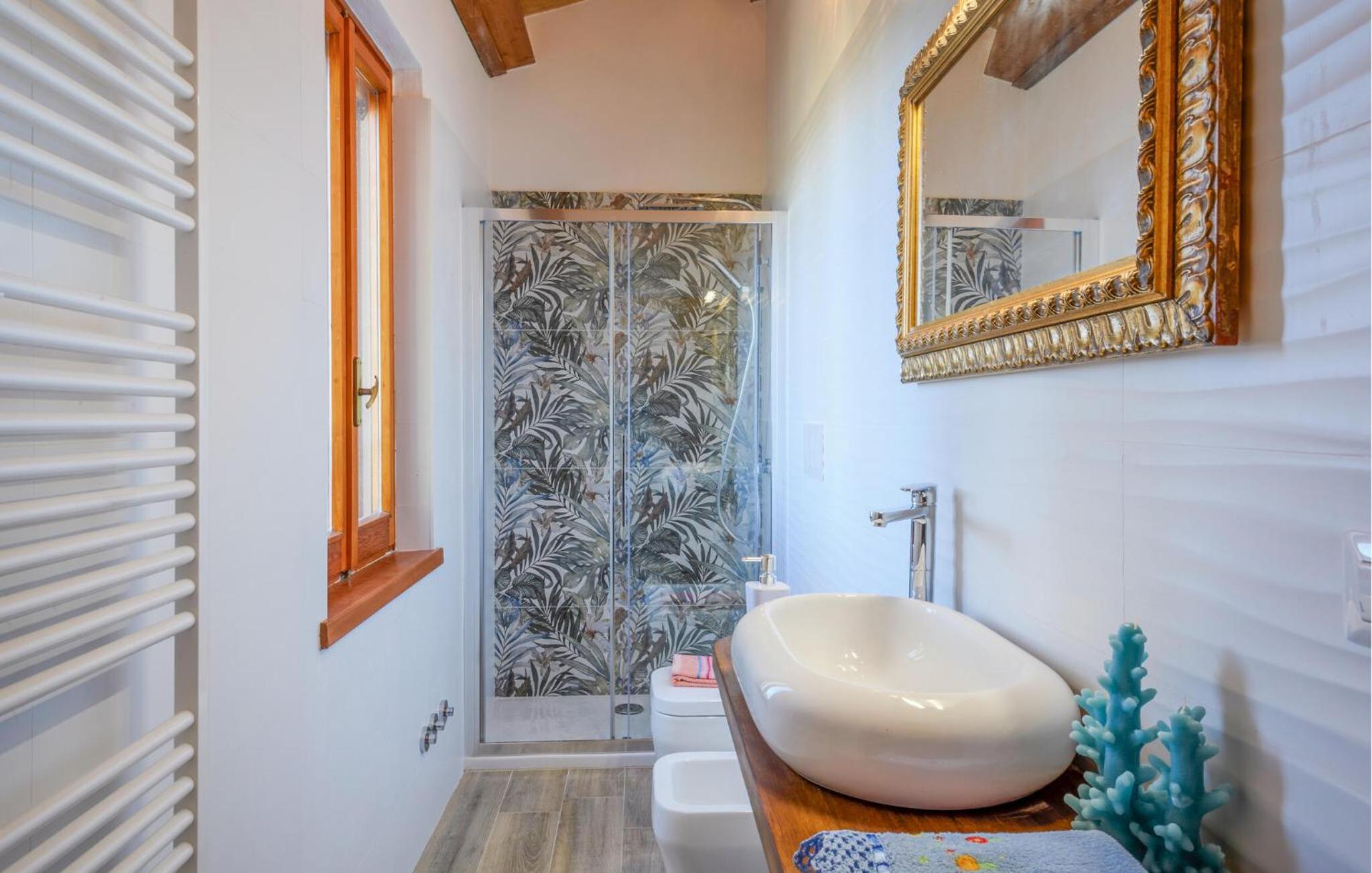Three-Bedroom Vacation Home  photo 3