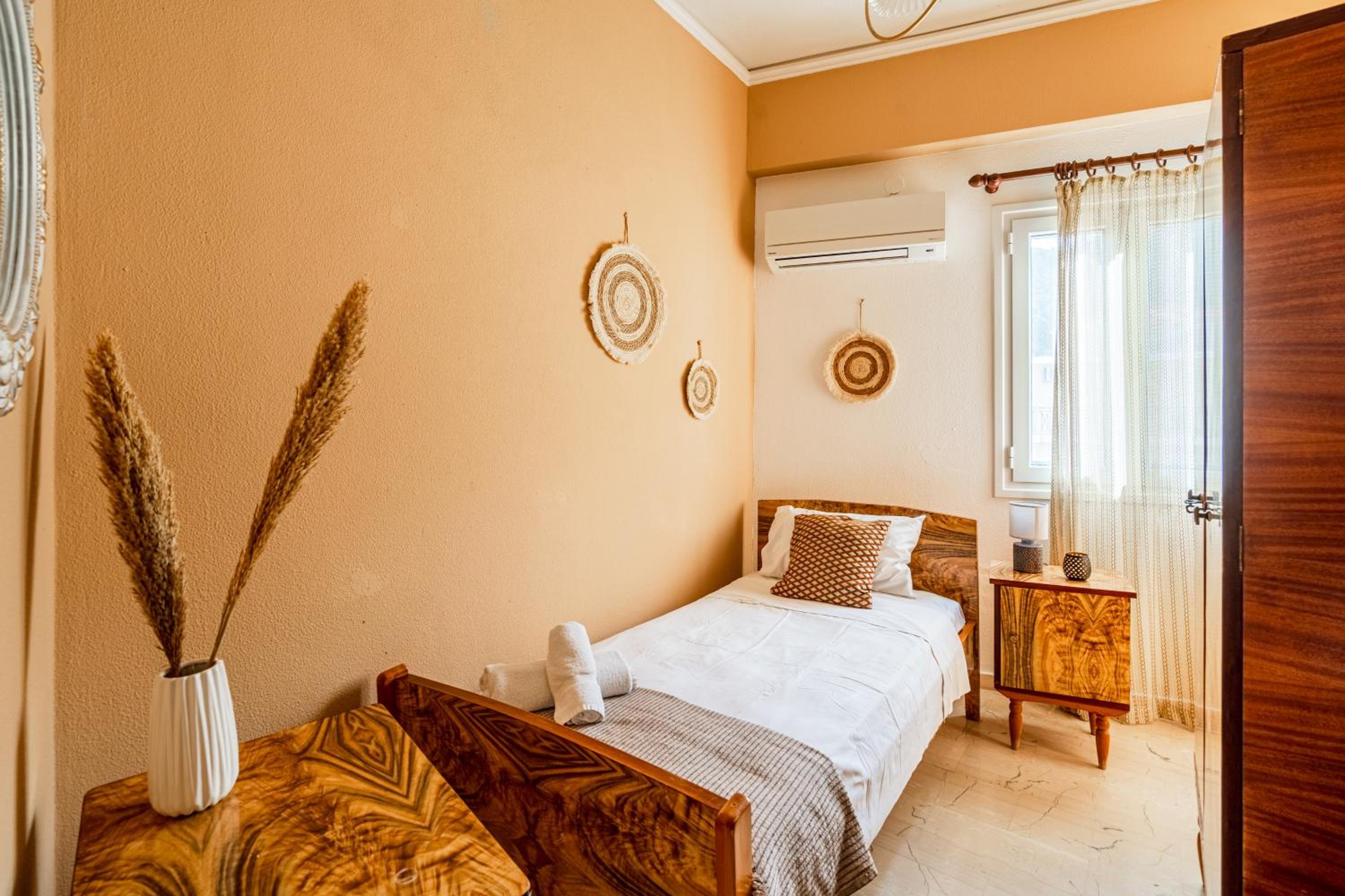Two-Bedroom Apartment With Balcony photo 2