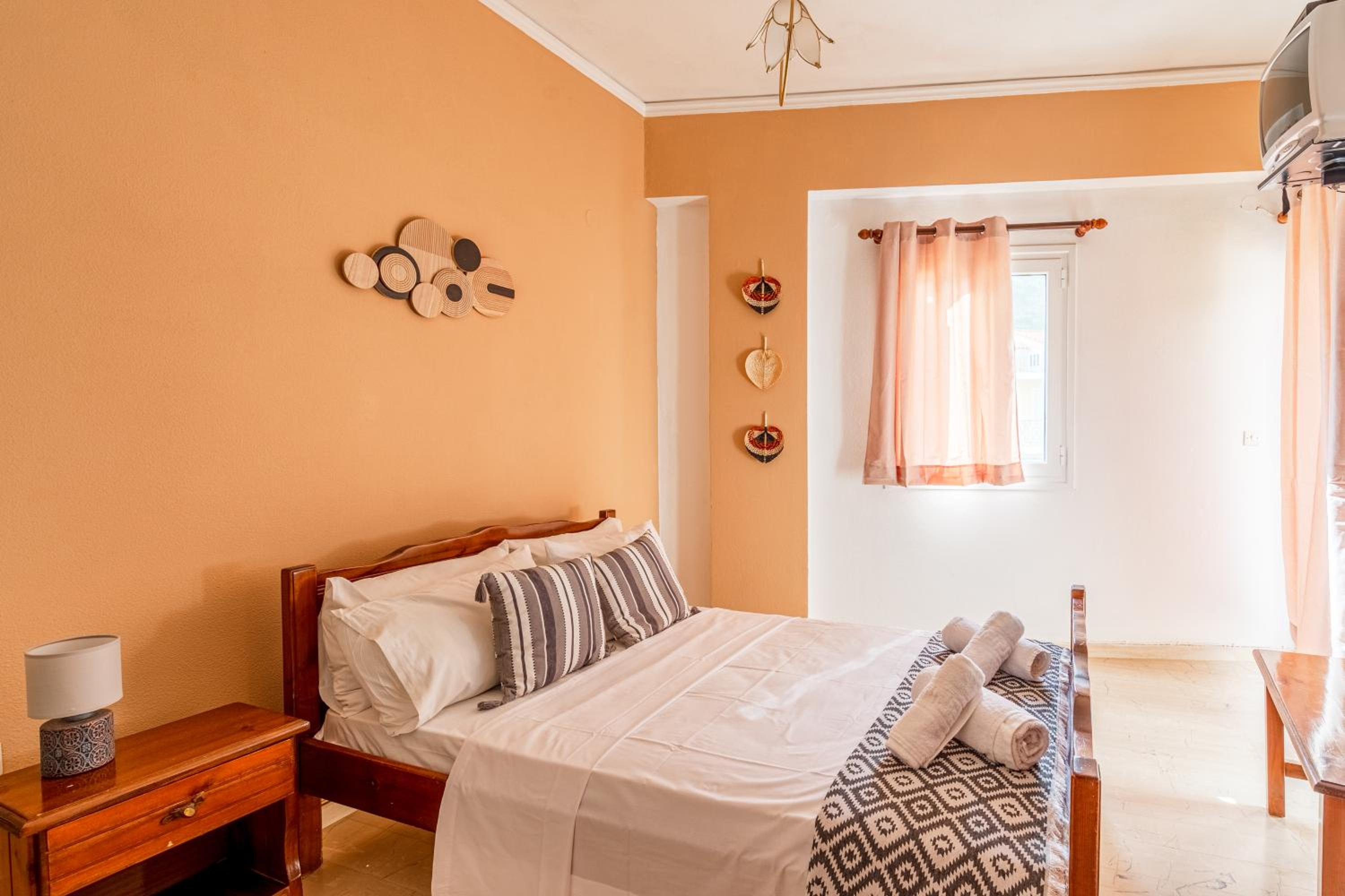 Two-Bedroom Apartment With Balcony photo 1