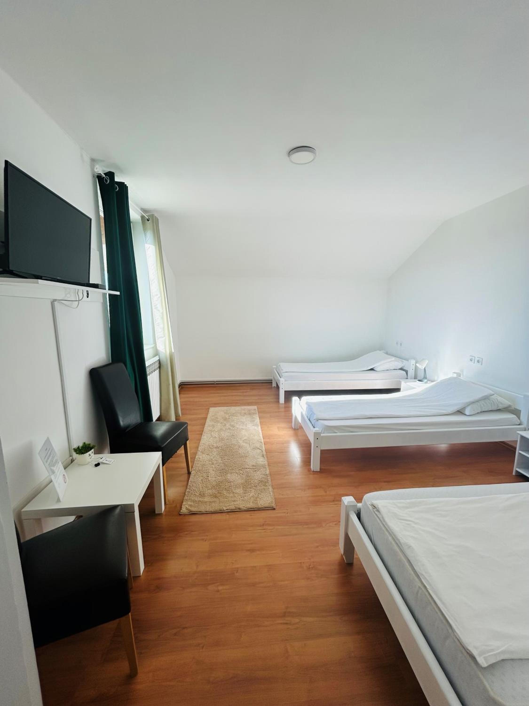 Triple Room photo 3