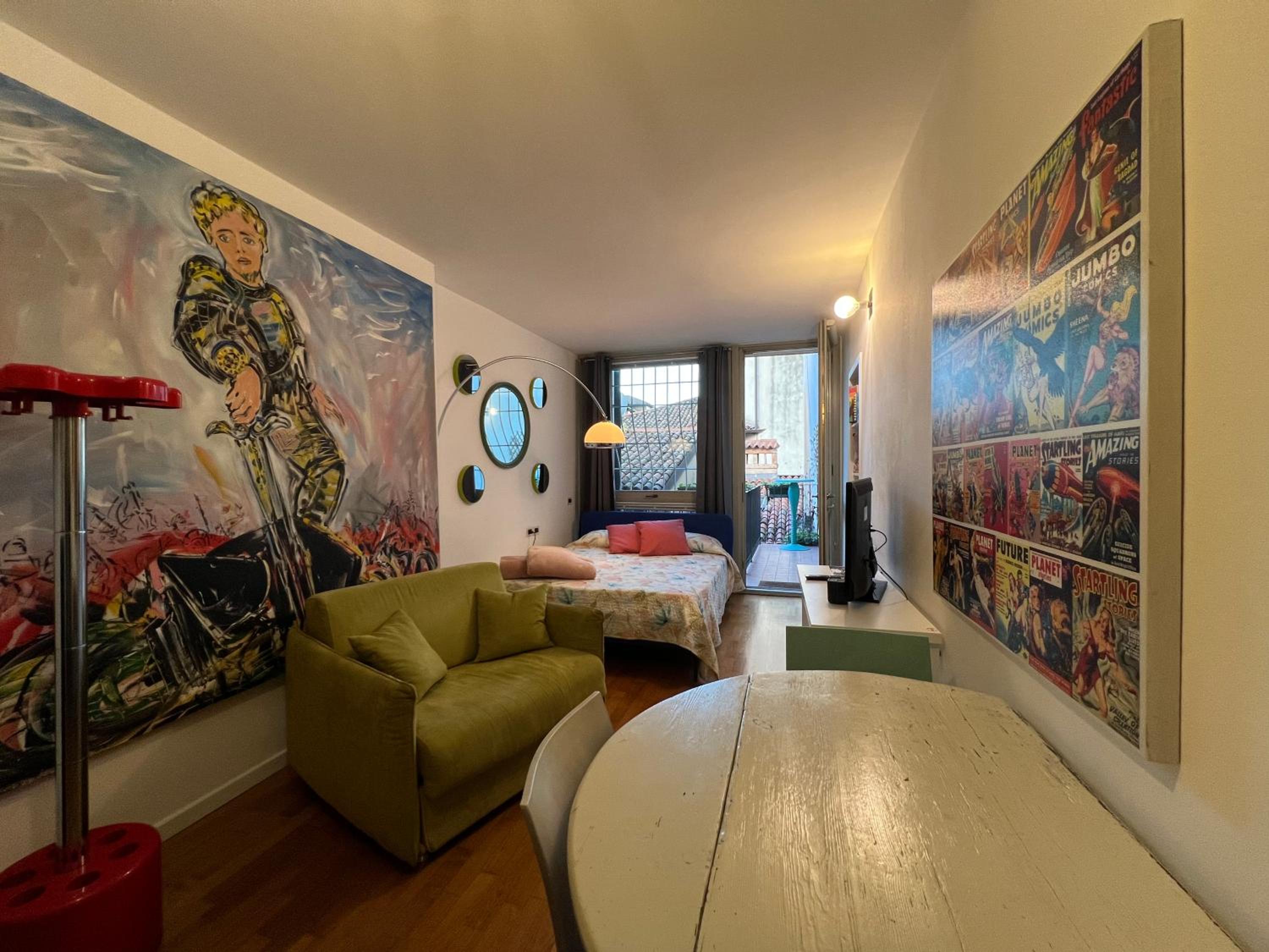 One-Bedroom Apartment
