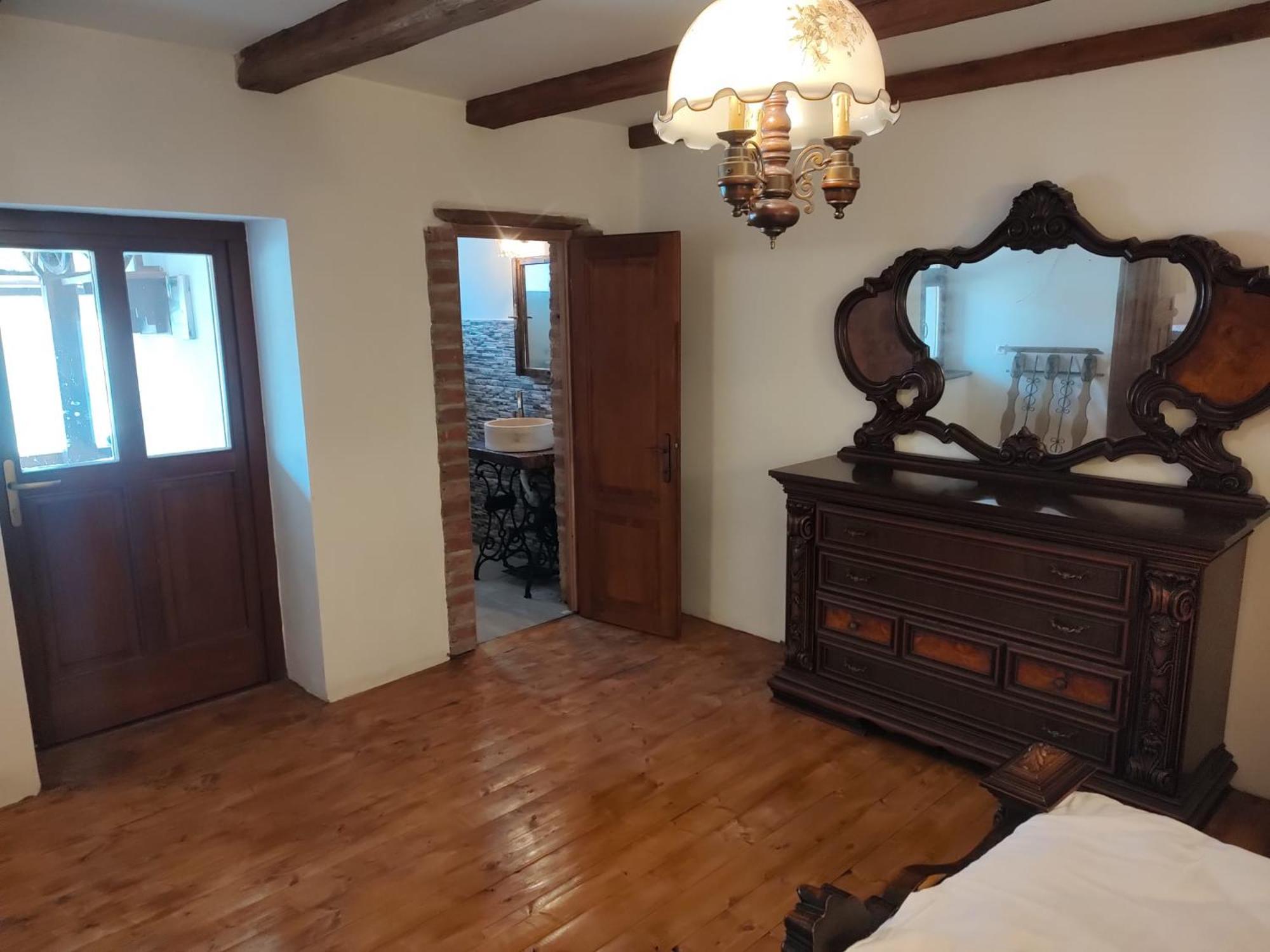 Four-Bedroom House photo 1